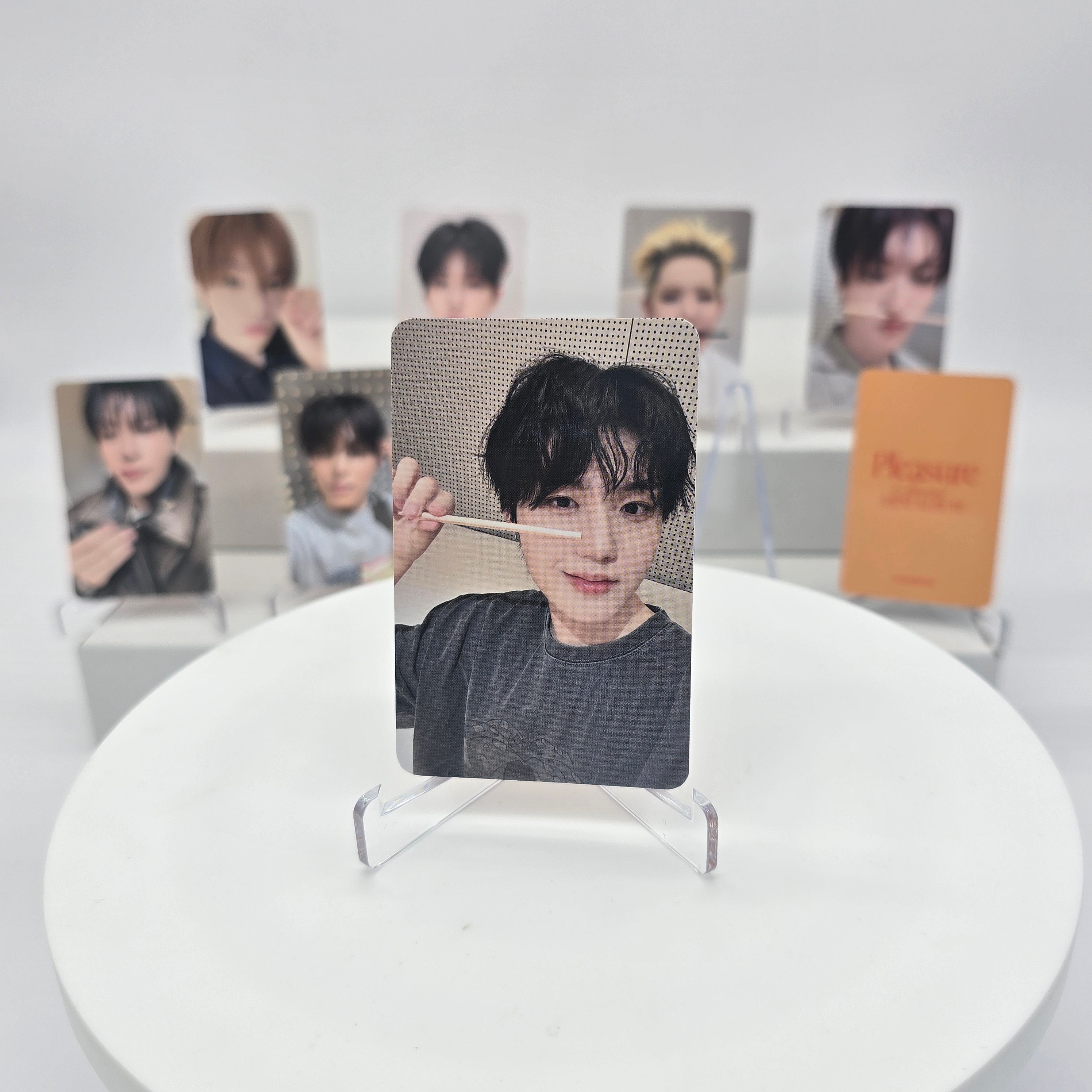 TREASURE - PLEASURE - MAKESTAR POB PHOTOCARD