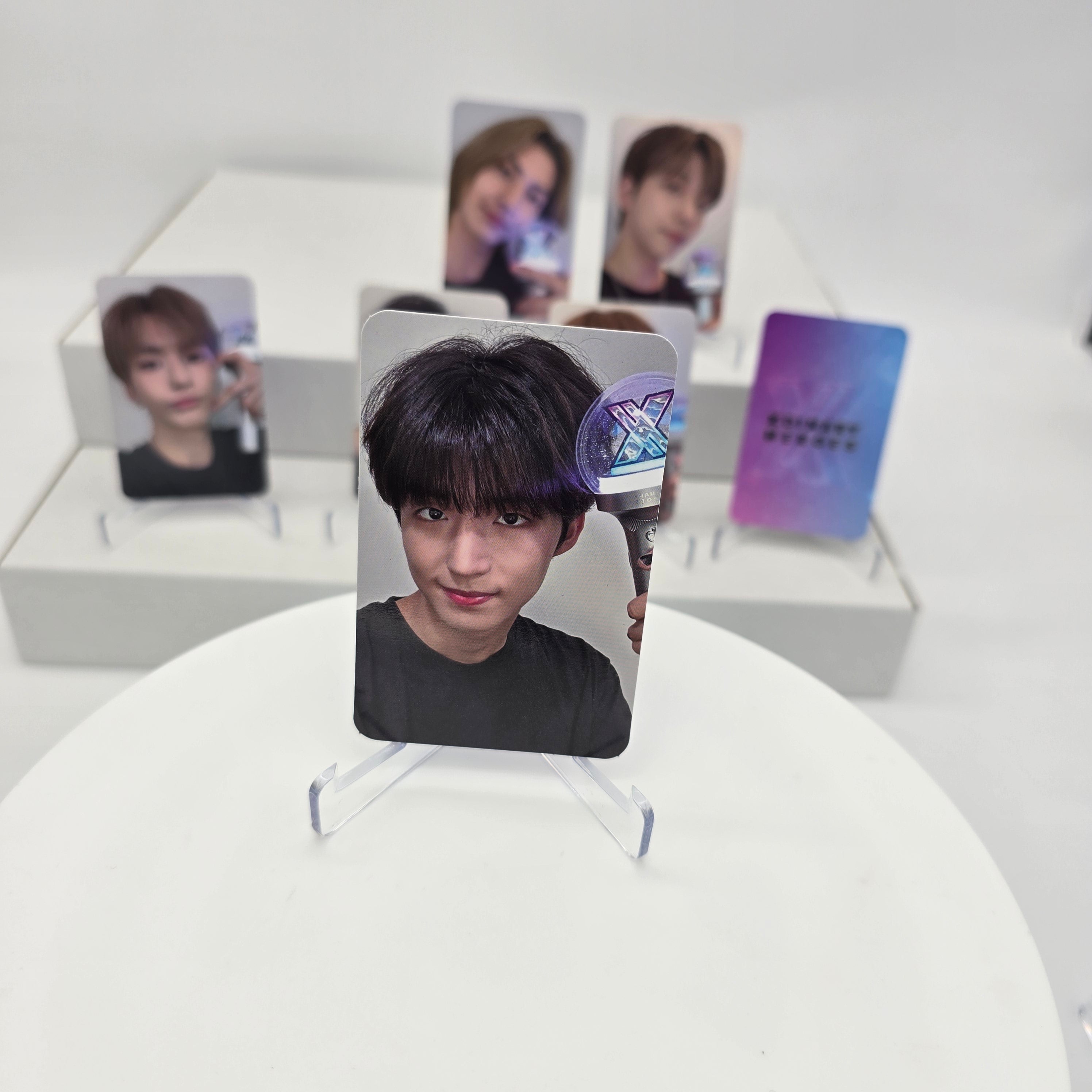 XDINARY HEROES - LIGHTSTICK - JYP SHOP POB PHOTOCARD