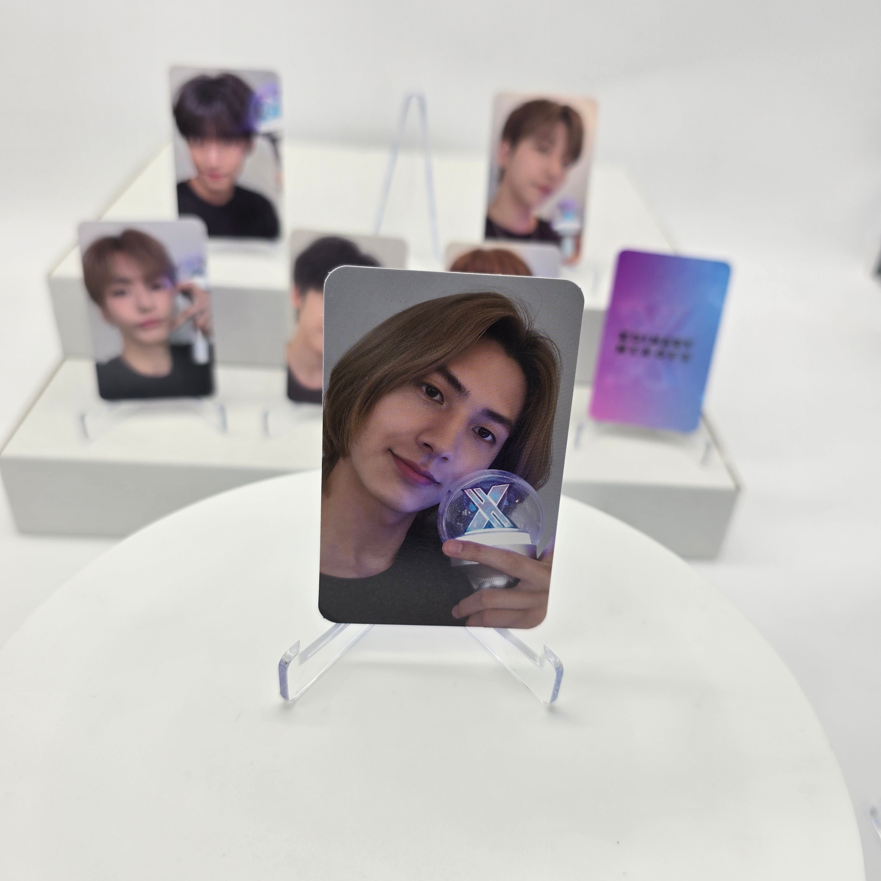 XDINARY HEROES - LIGHTSTICK - JYP SHOP POB PHOTOCARD