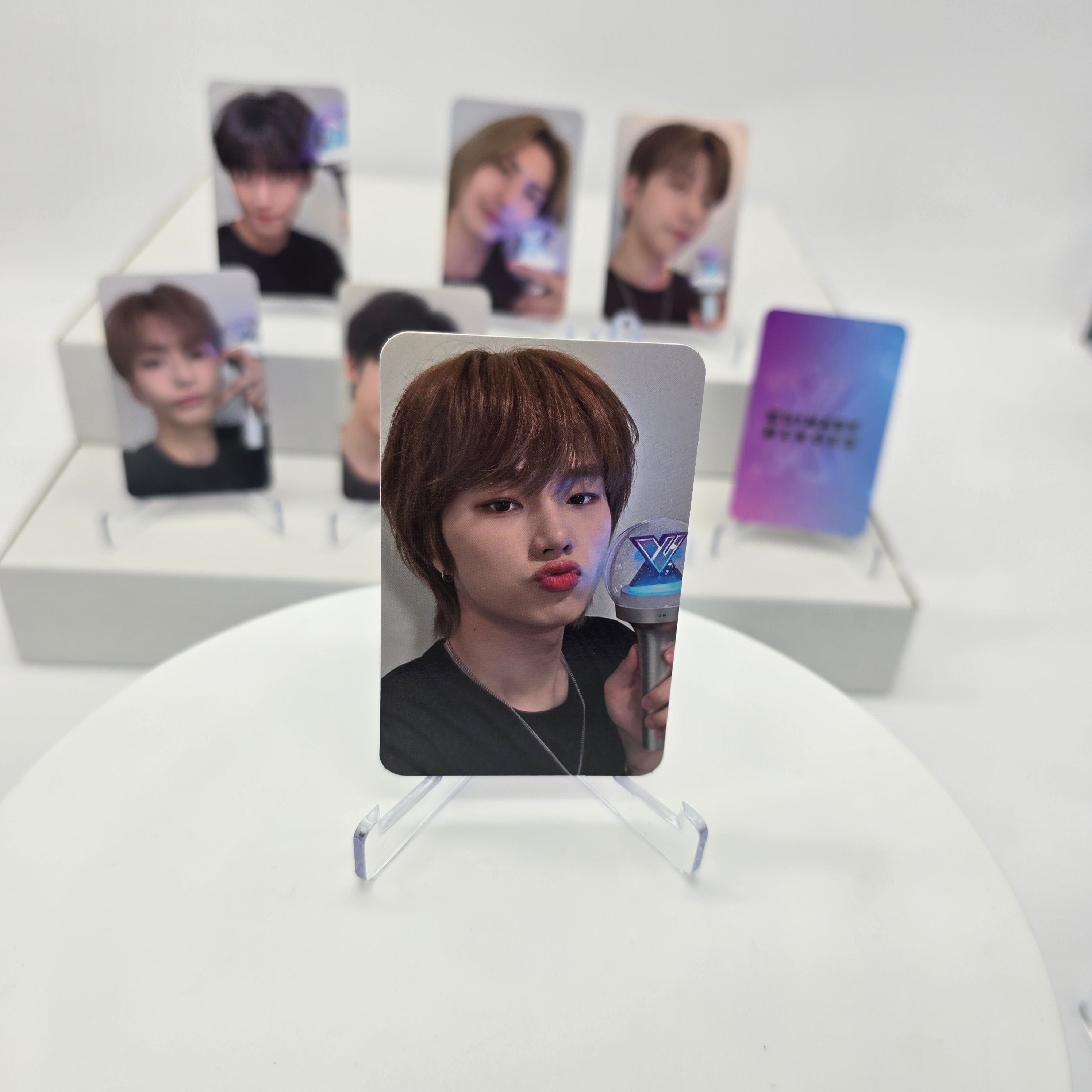 XDINARY HEROES - LIGHTSTICK - JYP SHOP POB PHOTOCARD