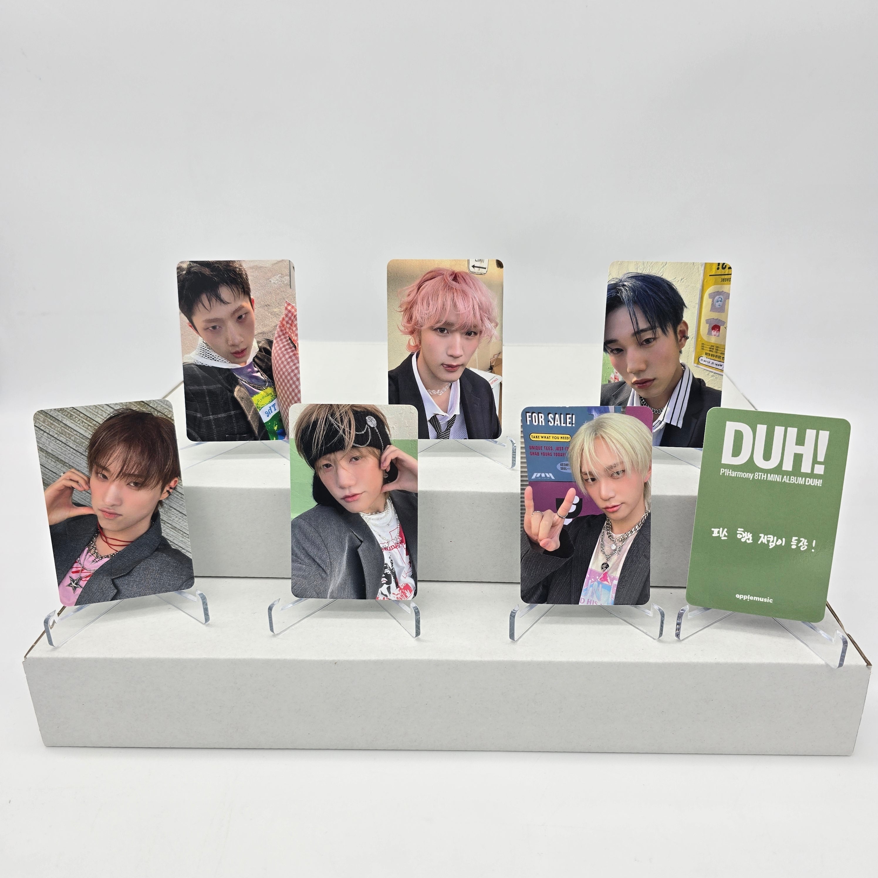 P1HARMONY - DUH! - APPLEMUSIC POB PHOTOCARD (GREEN BACKSIDE)