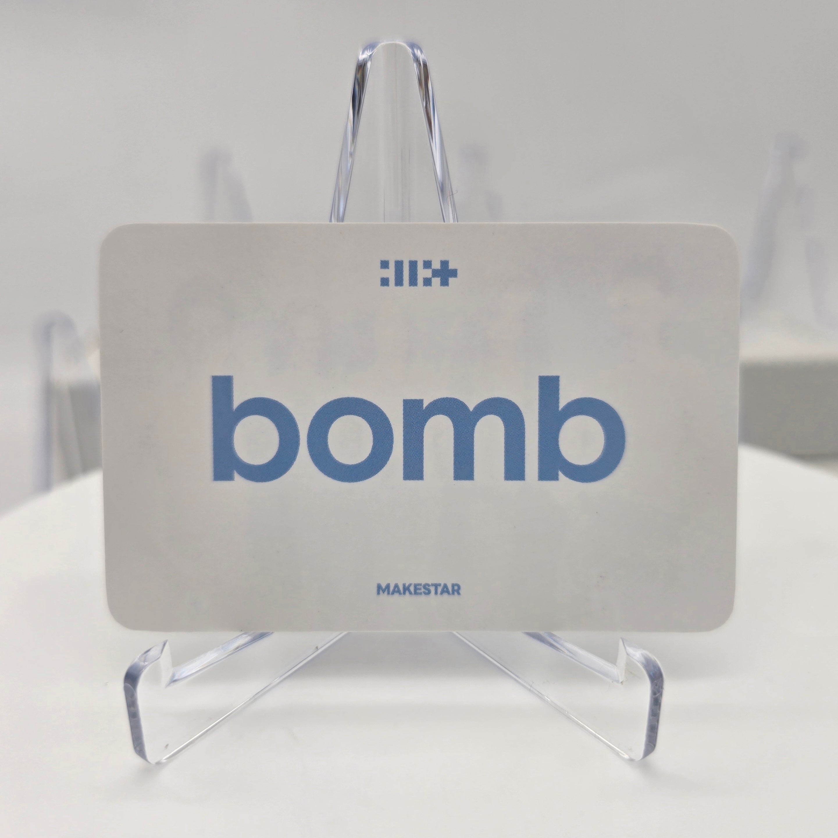 ILLIT - BOMB - MAKESTAR POB PHOTOCARD