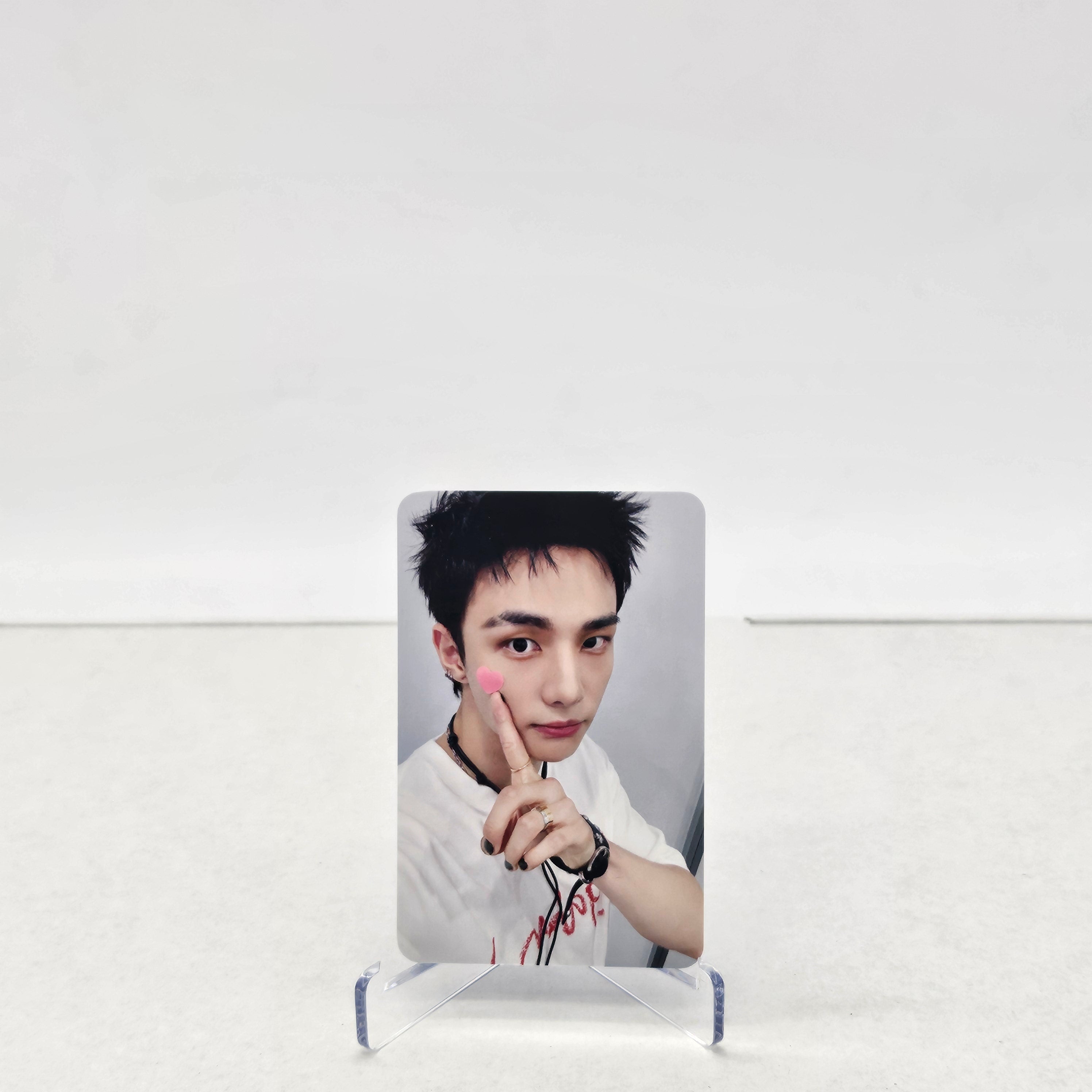 STRAY KIDS - KARMA - SOUNDWAVE POB PHOTOCARD