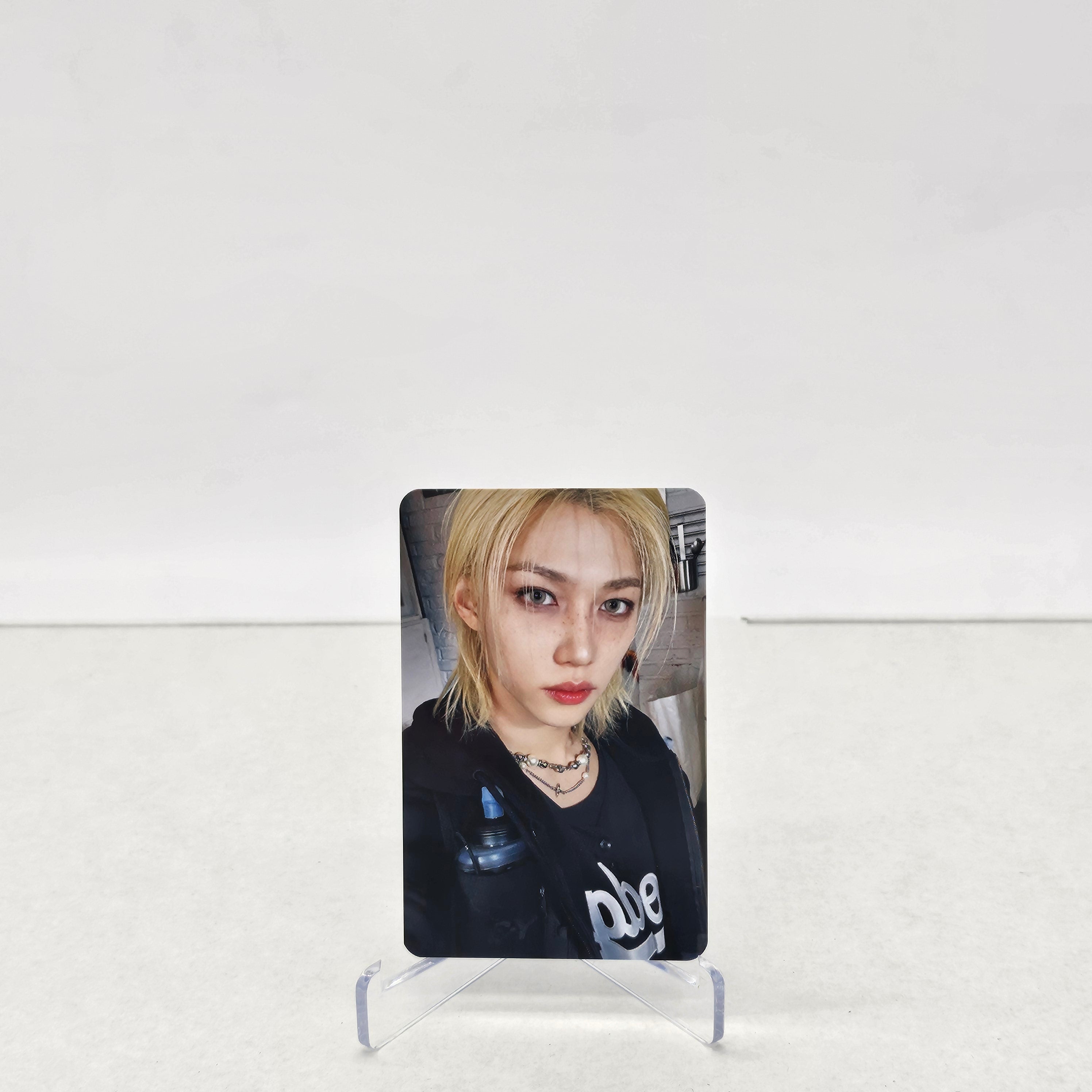 STRAY KIDS - KARMA (SKZOO VER.) - SOUNDWAVE POB PHOTOCARD