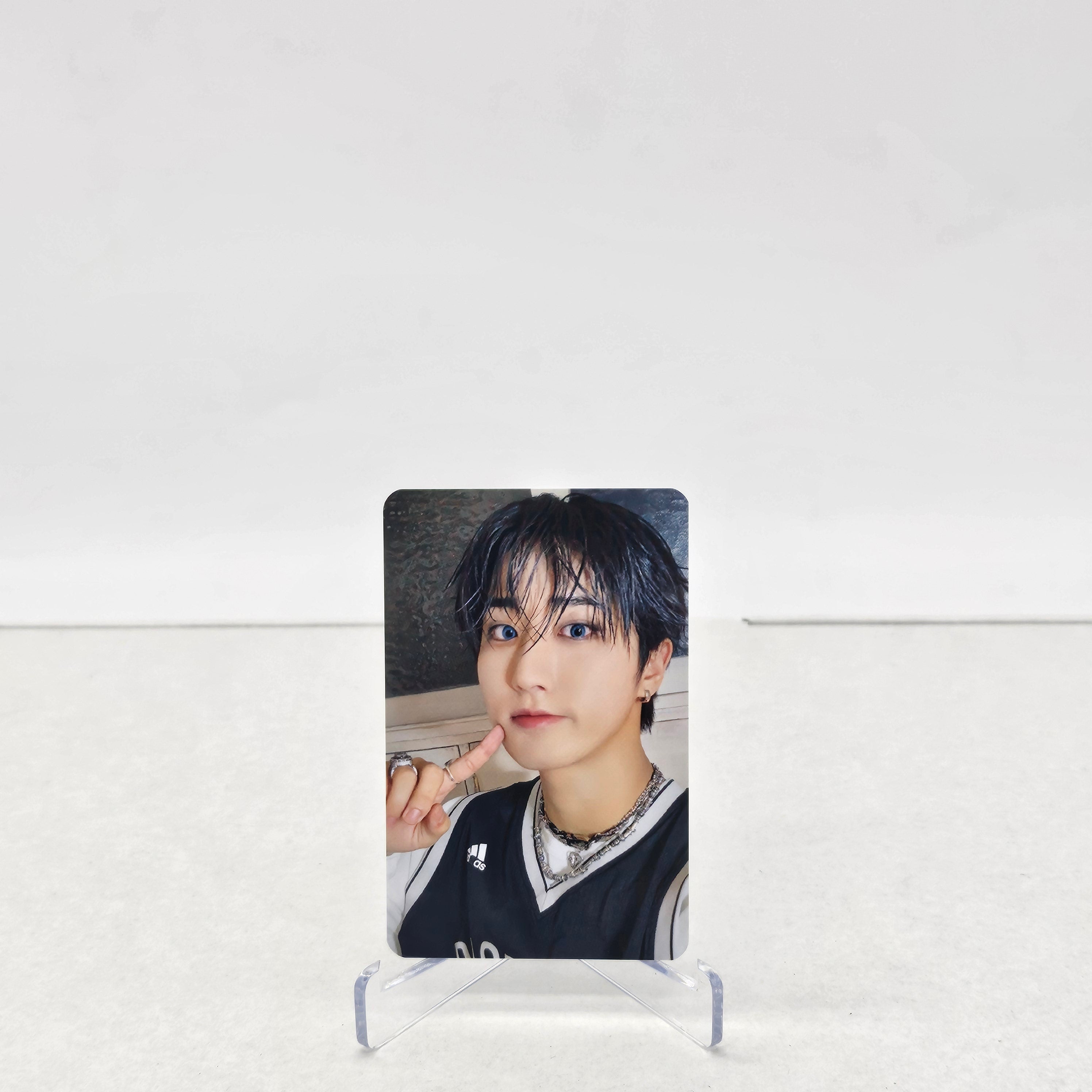 STRAY KIDS - KARMA (SKZOO VER.) - SOUNDWAVE POB PHOTOCARD