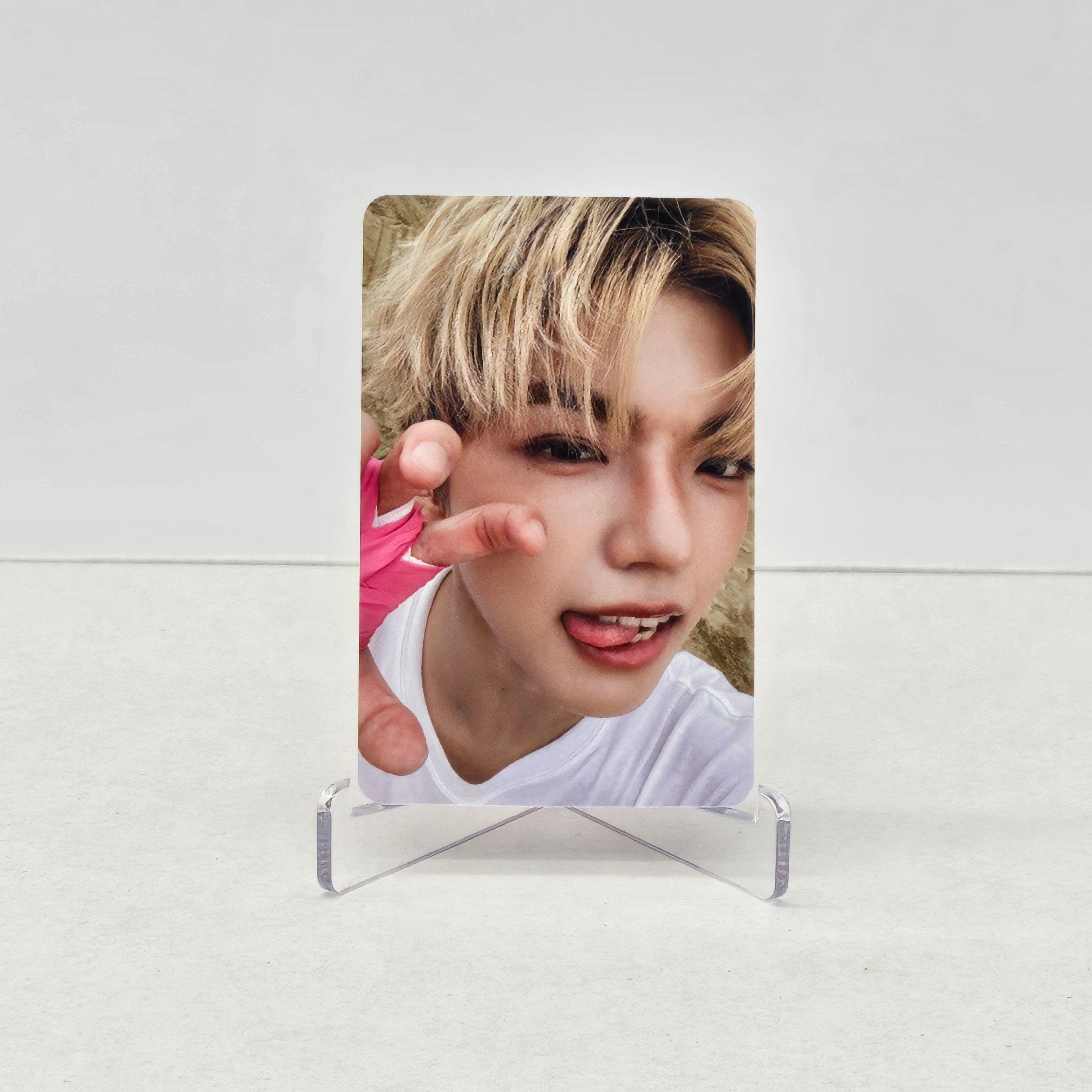 ALL(H)OURS - VCF - APPLEMUSIC POB PHOTOCARD
