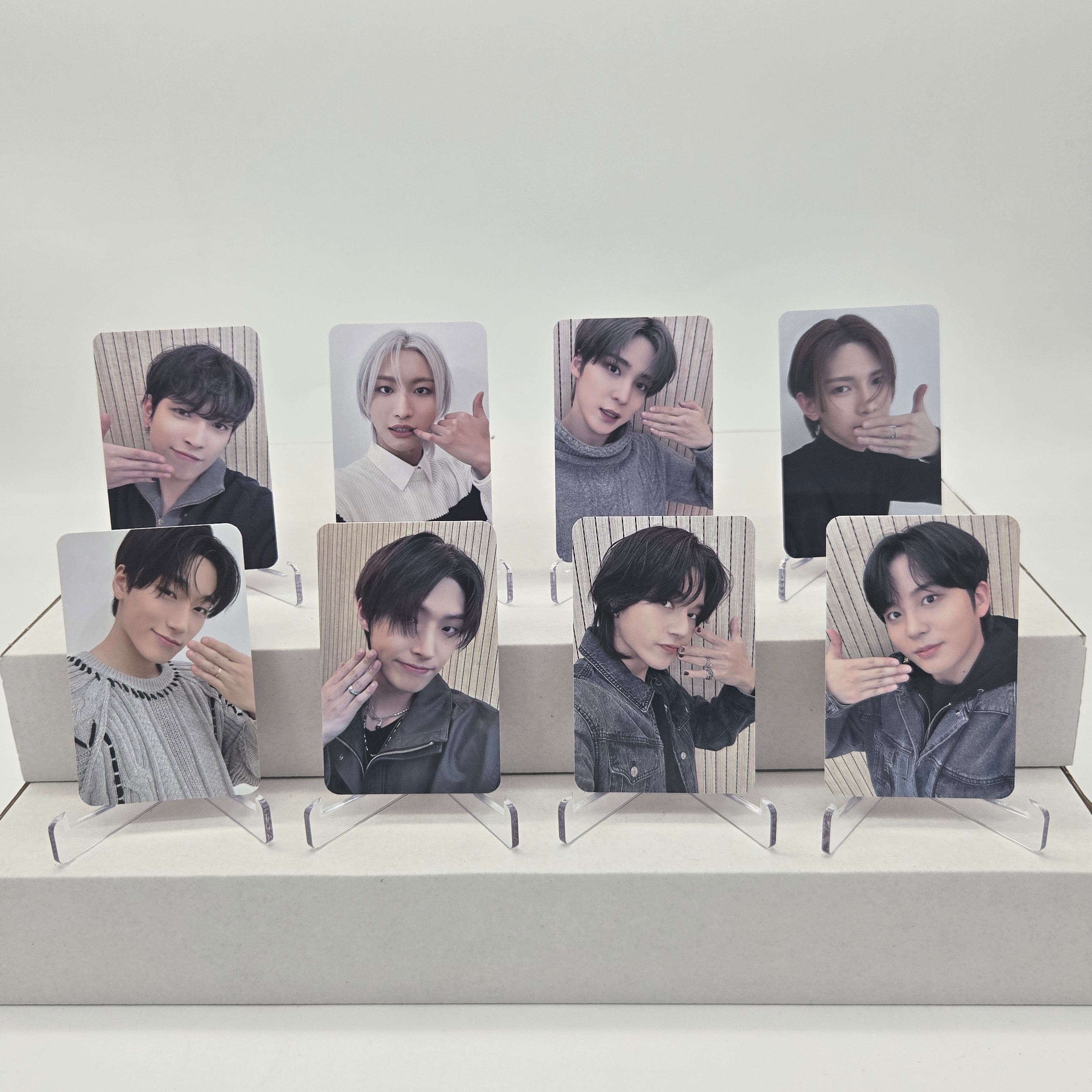 ATEEZ - GOLDEN HOUR : PART.2 - fanplee PHOTOCARD (RED BACKSIDE)