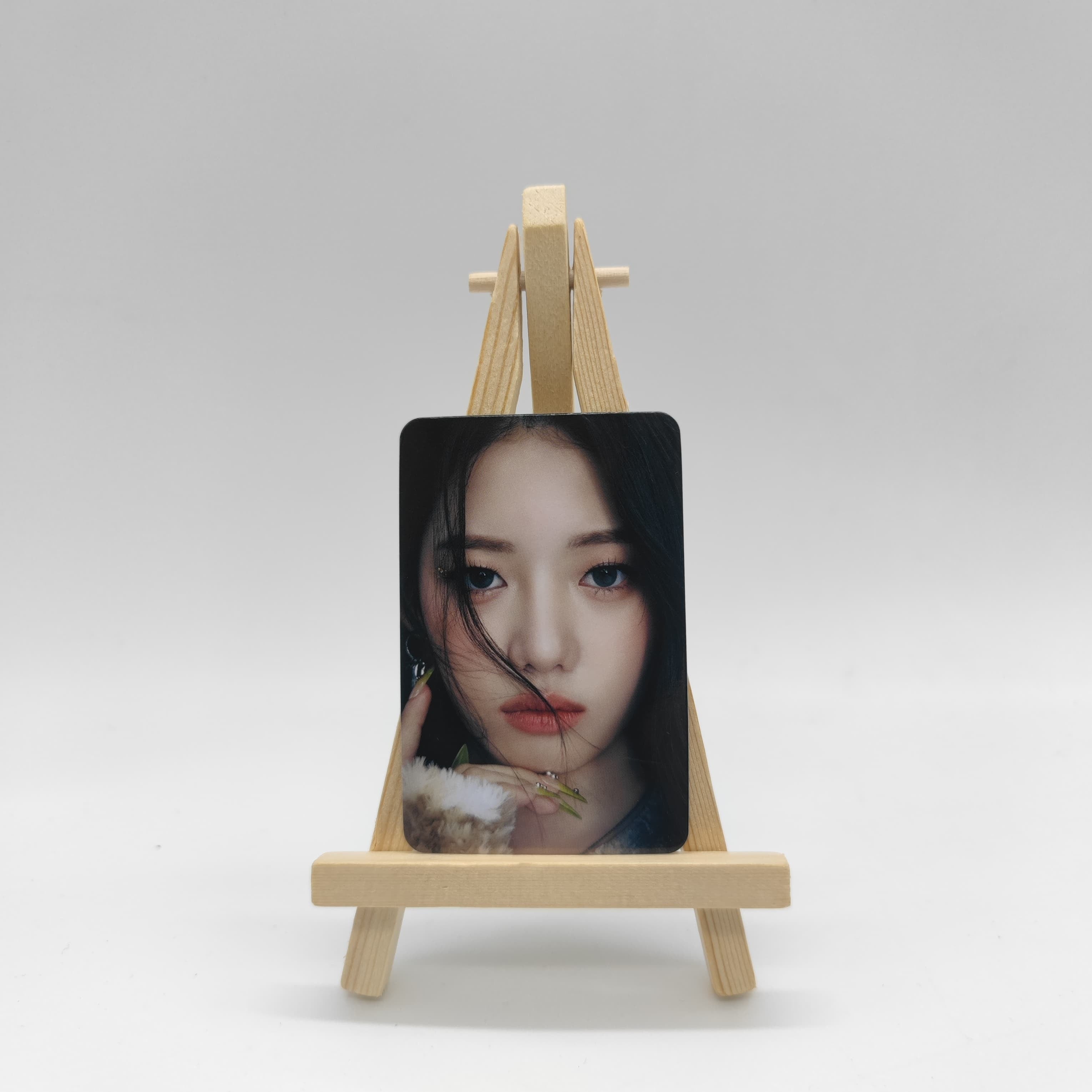 BABYMONSTER - BABYMONS7ER (PHOTOBOOK VER.) - APPLE MUSIC POB PHOTOCARD