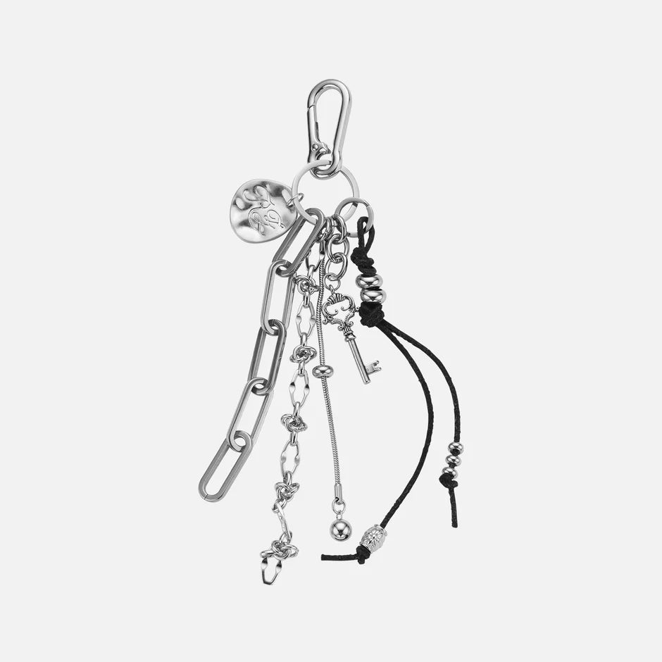 [PRE-ORDER] RIIZE -  KEY RING [SILENCE INSIDE THE FAME MD]