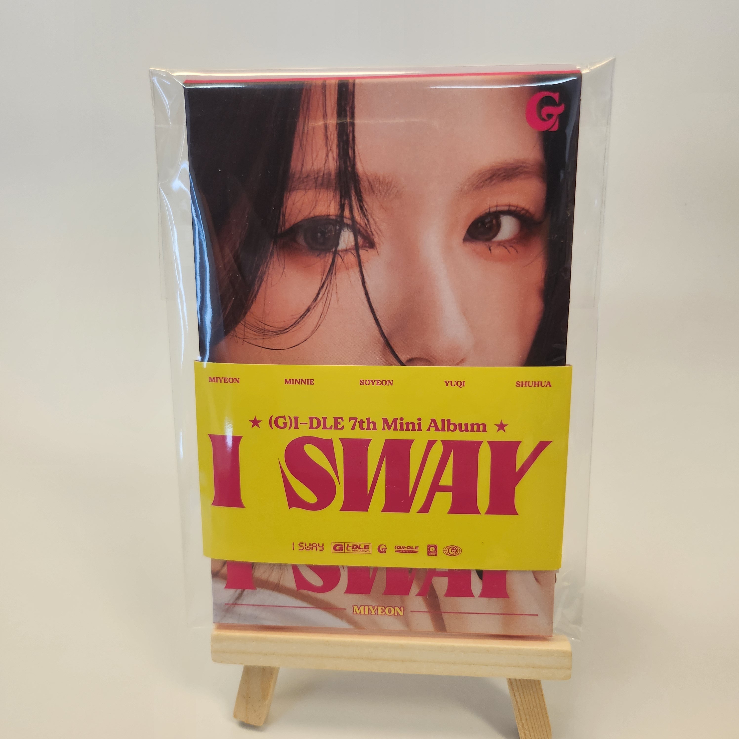 (G)I-DLE - I SWAY (POCA ALBUM VER.) [7TH MINI ALBUM]