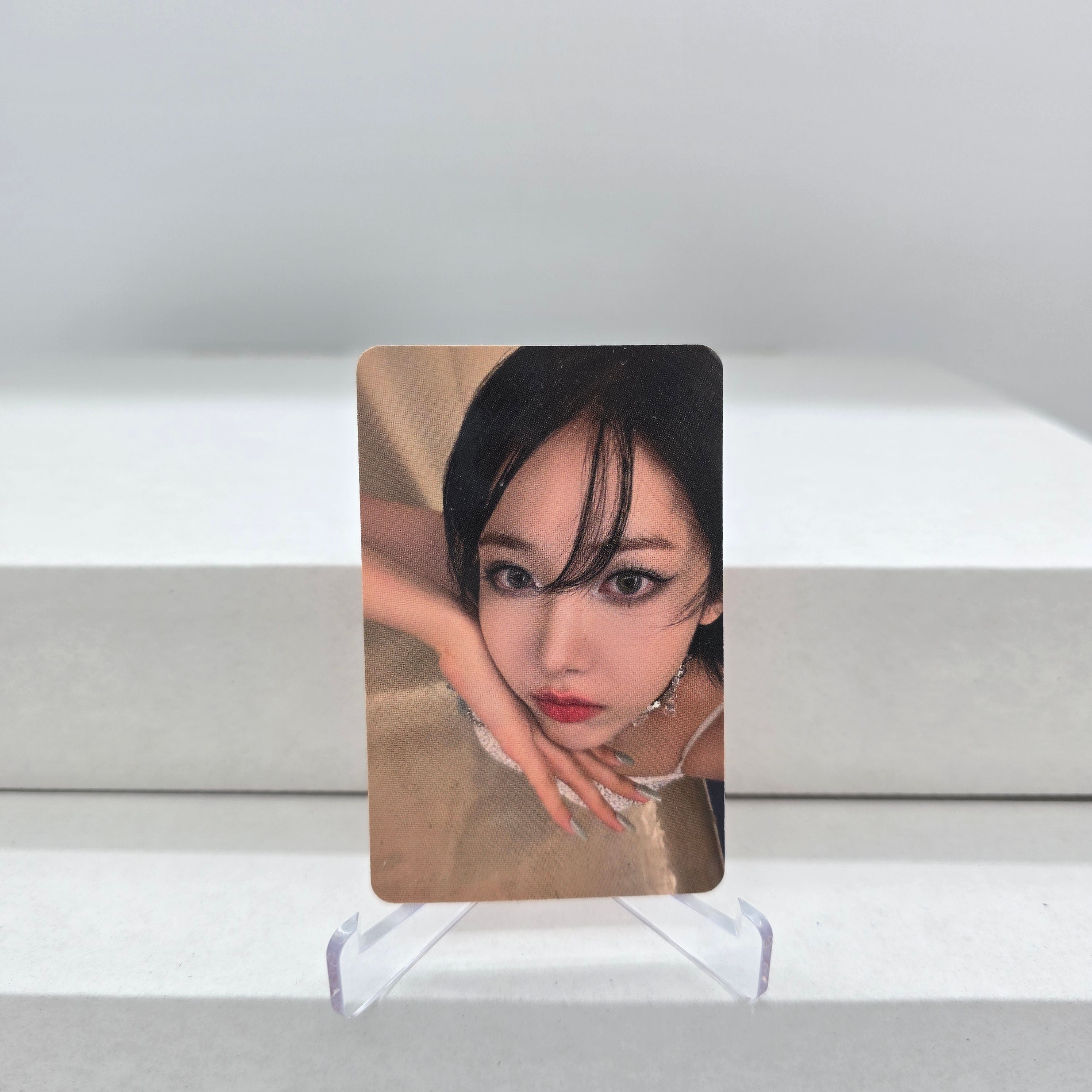 VIVIZ - VOYAGE - APPLE MUSIC POB PHOTOCARD