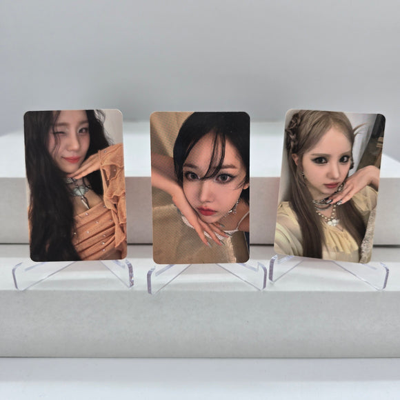 VIVIZ - VOYAGE - APPLE MUSIC POB PHOTOCARD