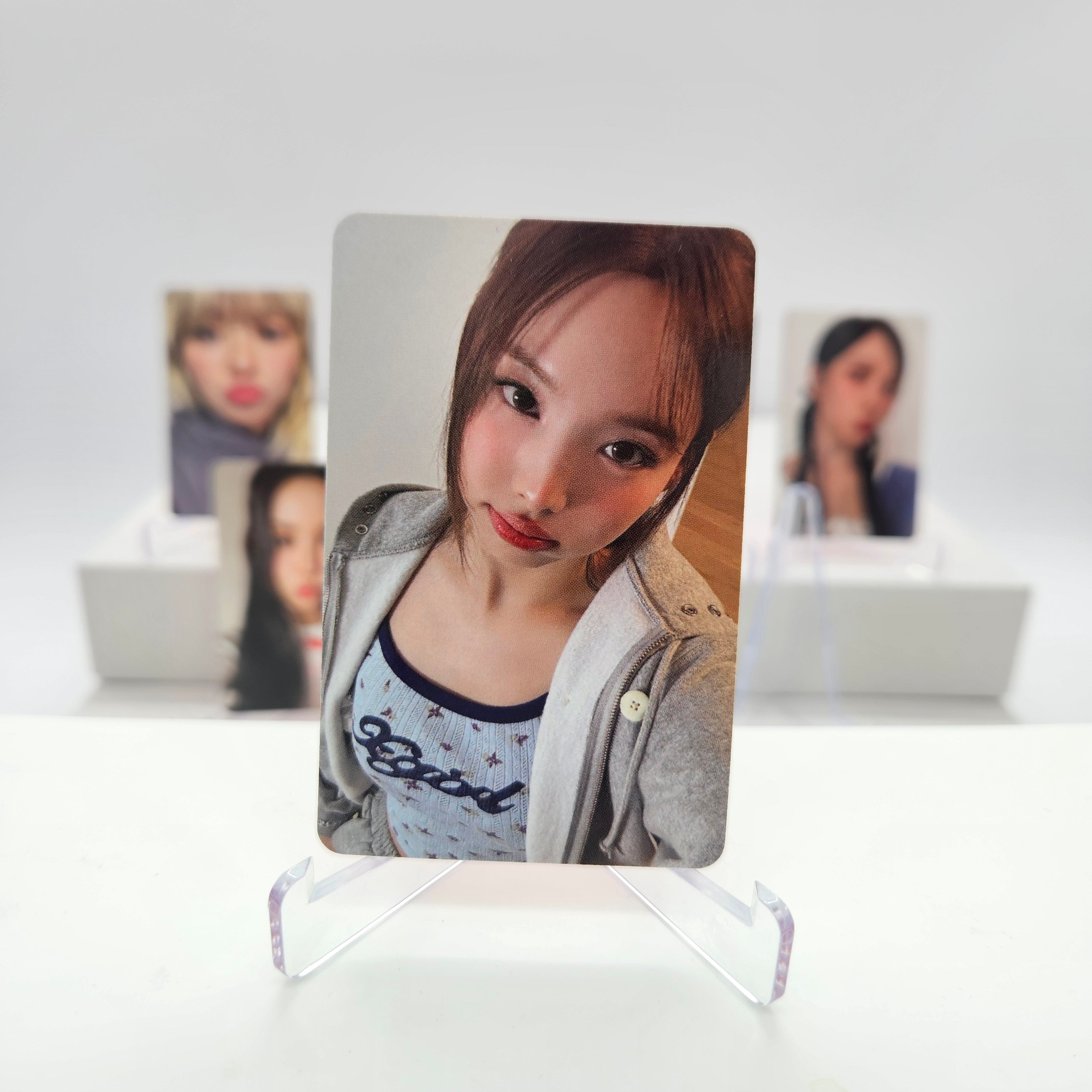 TWICE - STRATEGY - APPLE MUSIC PHOTOCARD POB