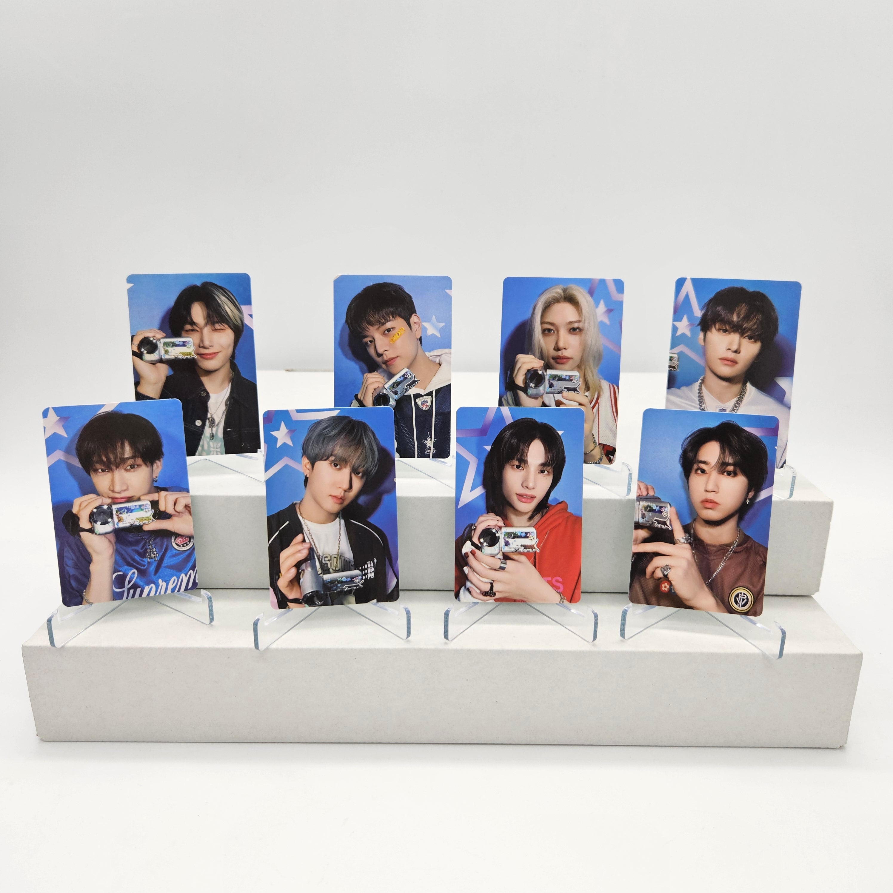 STRAY KIDS - 2025 SEASONS GREETINGS - APPLE MUSIC POB PHOTOCARD