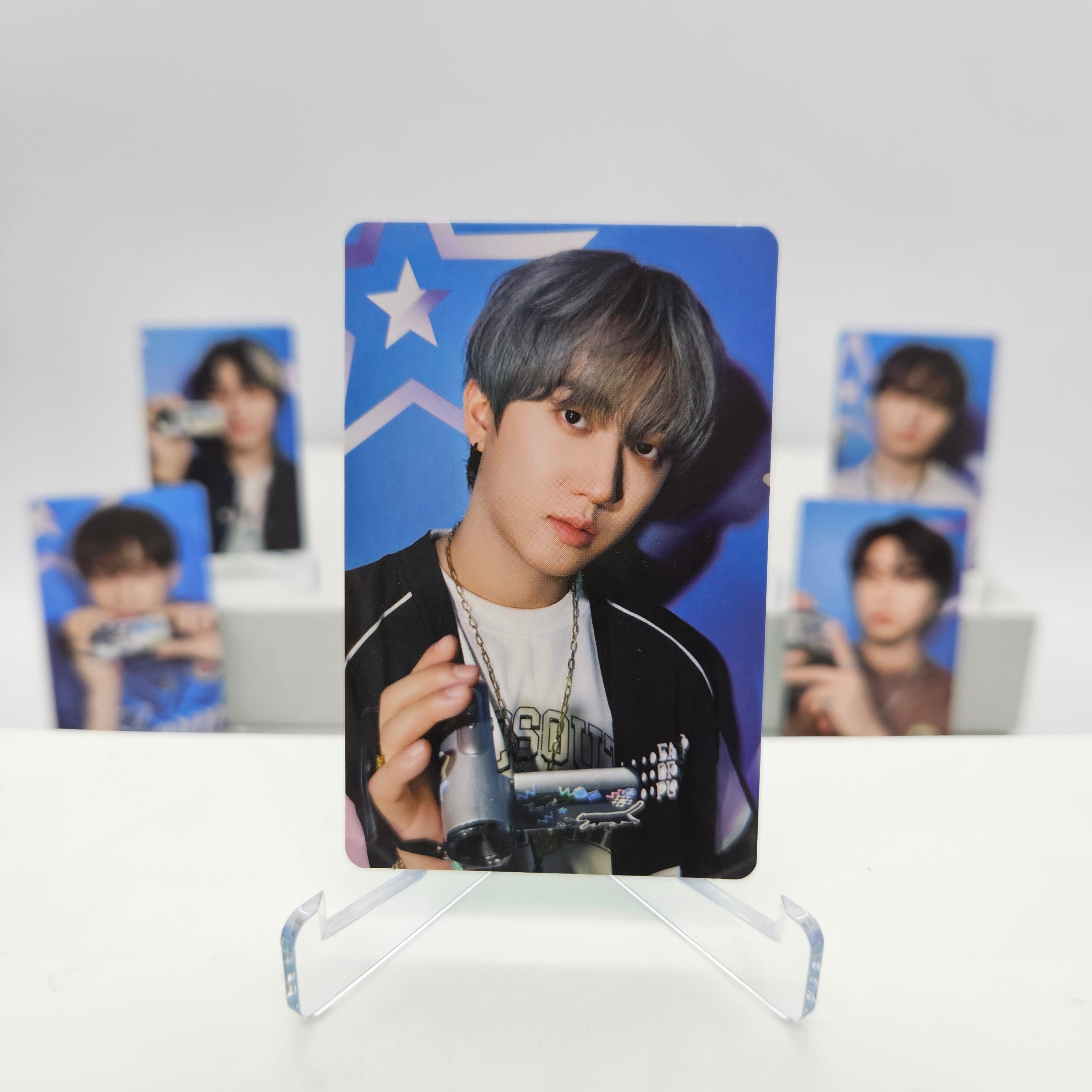 STRAY KIDS - 2025 SEASONS GREETINGS - APPLE MUSIC POB PHOTOCARD