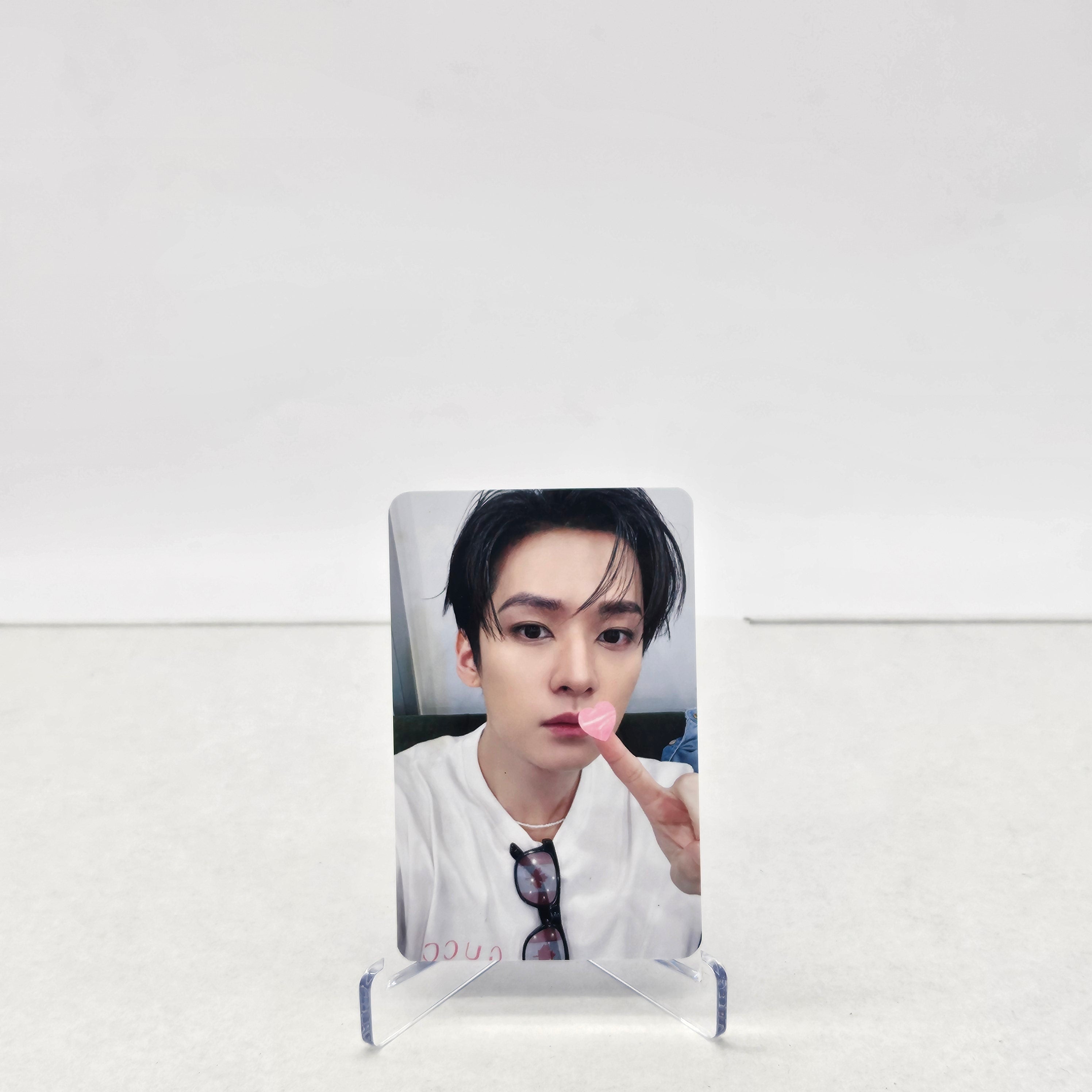 STRAY KIDS - KARMA - SOUNDWAVE POB PHOTOCARD