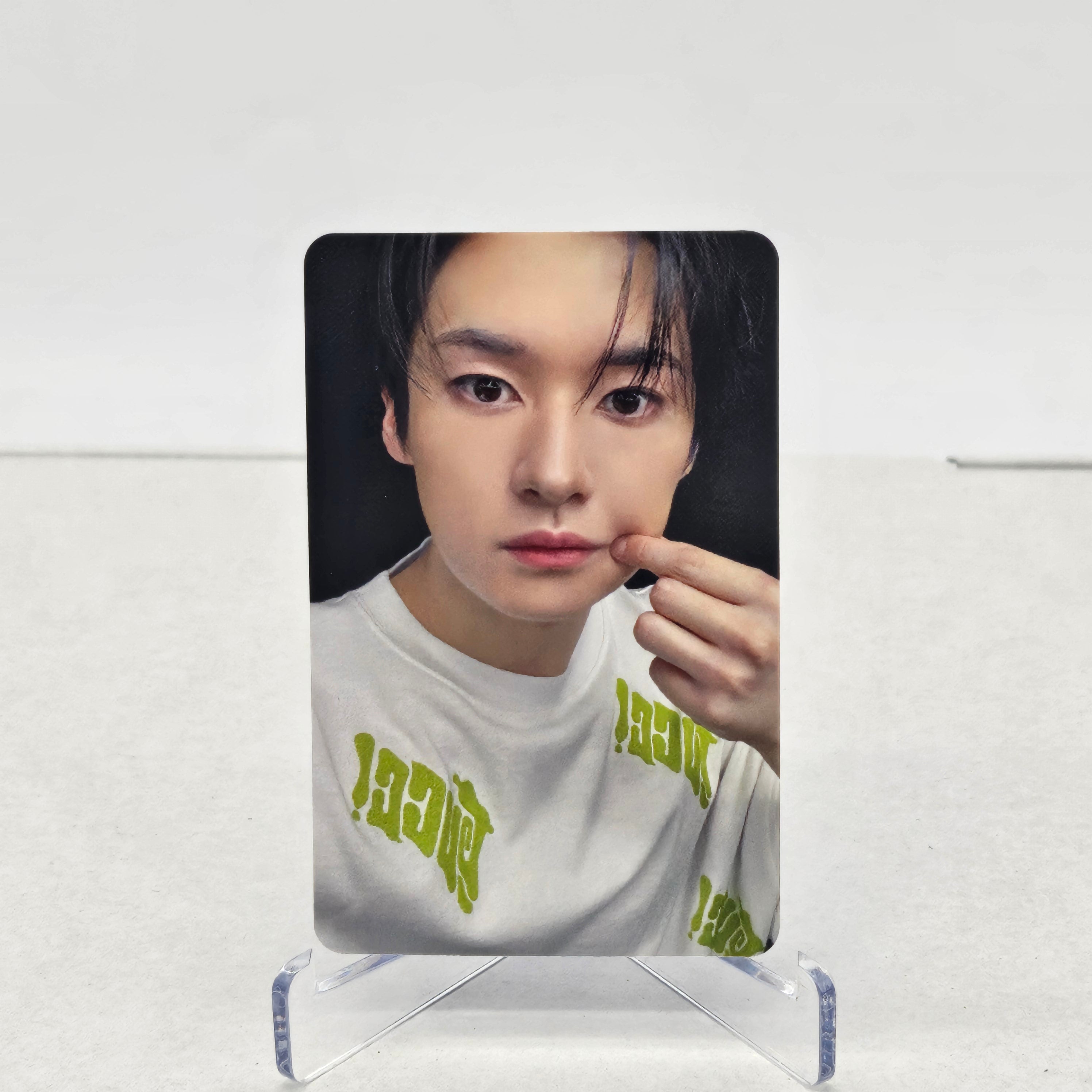 STRAY KIDS - KARMA - APPLEMUSIC POB PHOTOCARD