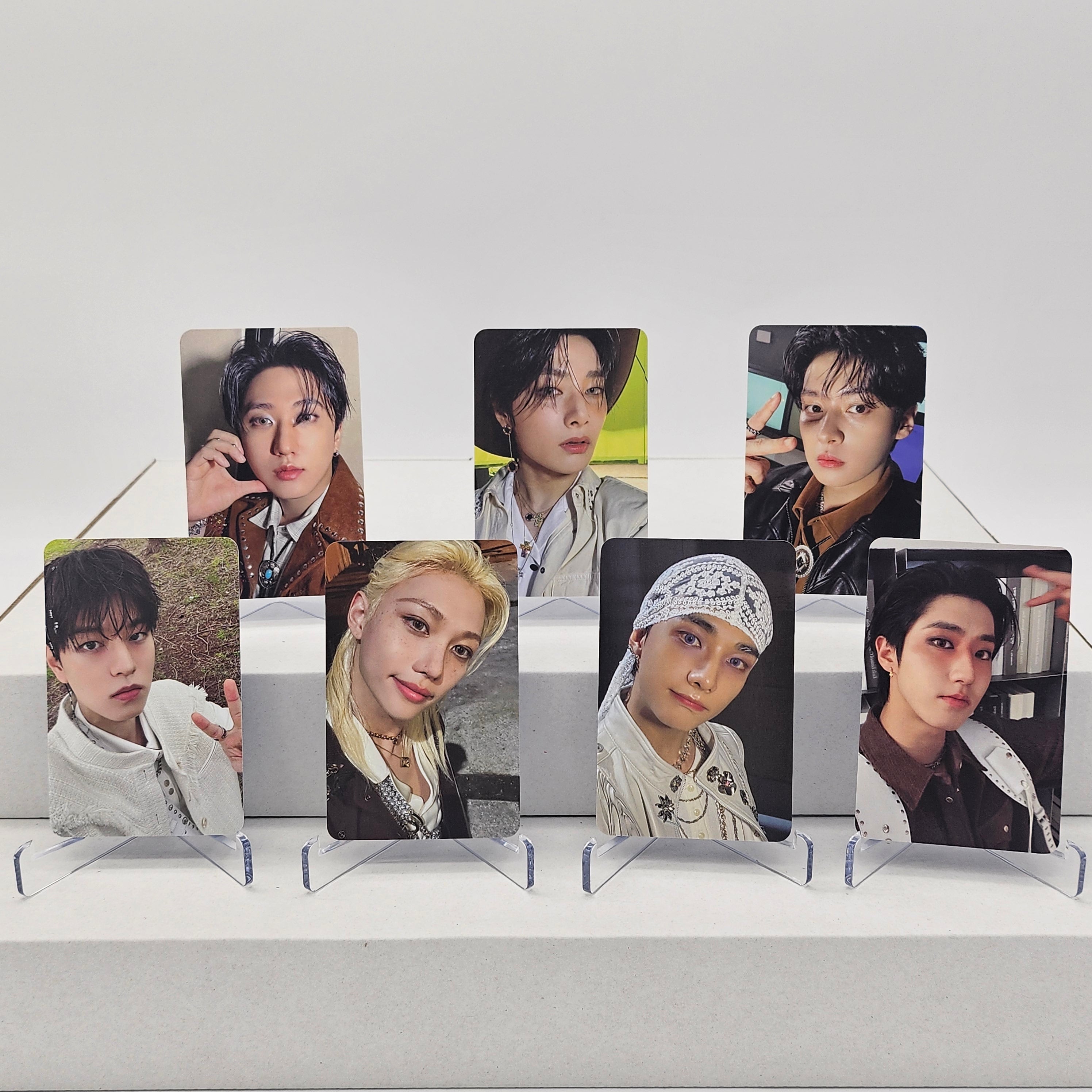 STRAY KIDS - KARMA - MAKESTAR POB PHOTOCARD