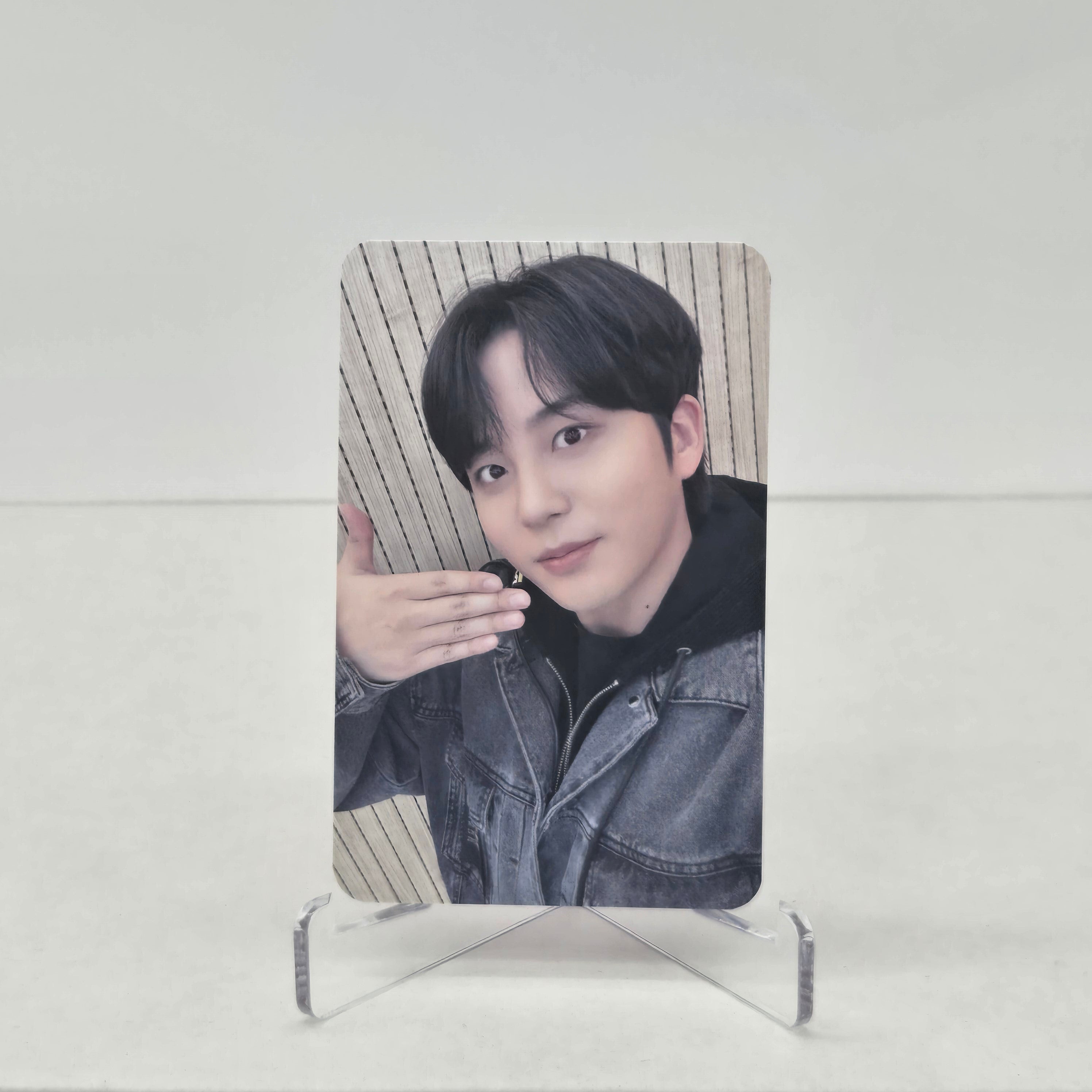 ATEEZ - GOLDEN HOUR : PART.2 - fanplee PHOTOCARD (RED BACKSIDE)