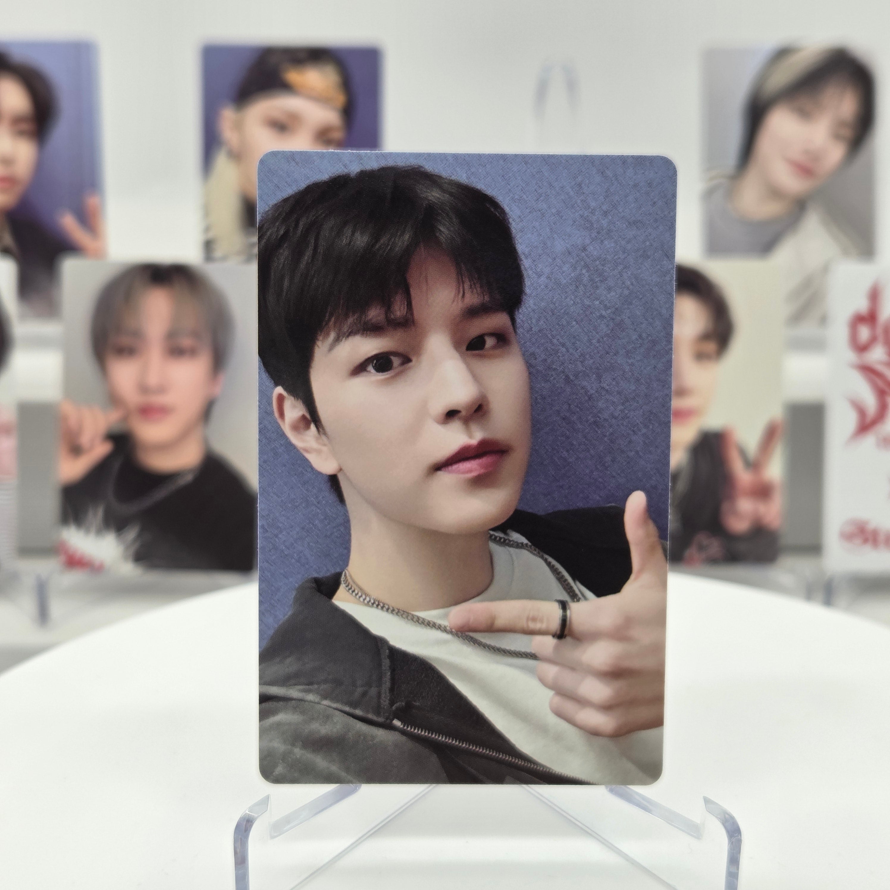 STRAY KIDS - WORLD TOUR [DOMINATE SEOUL] - POB PHOTOCARD