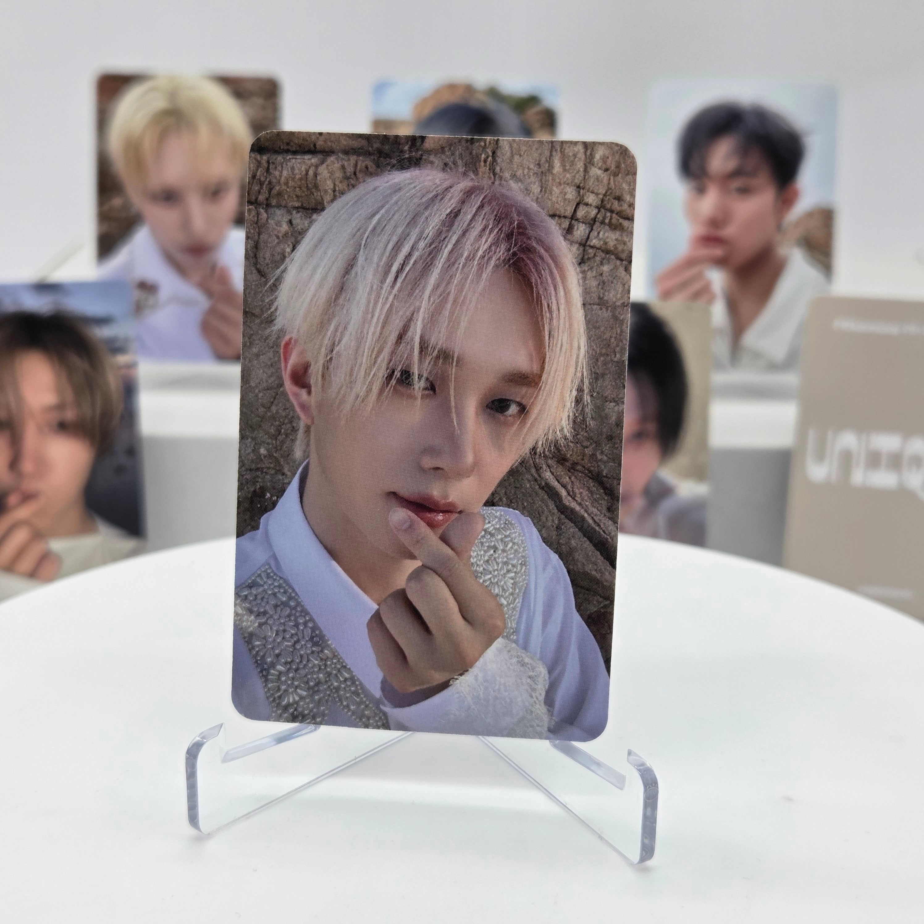 P1HARMONY - UNIQUE - APPLEMUSIC POB PHOTOCARD (COMPACT VER