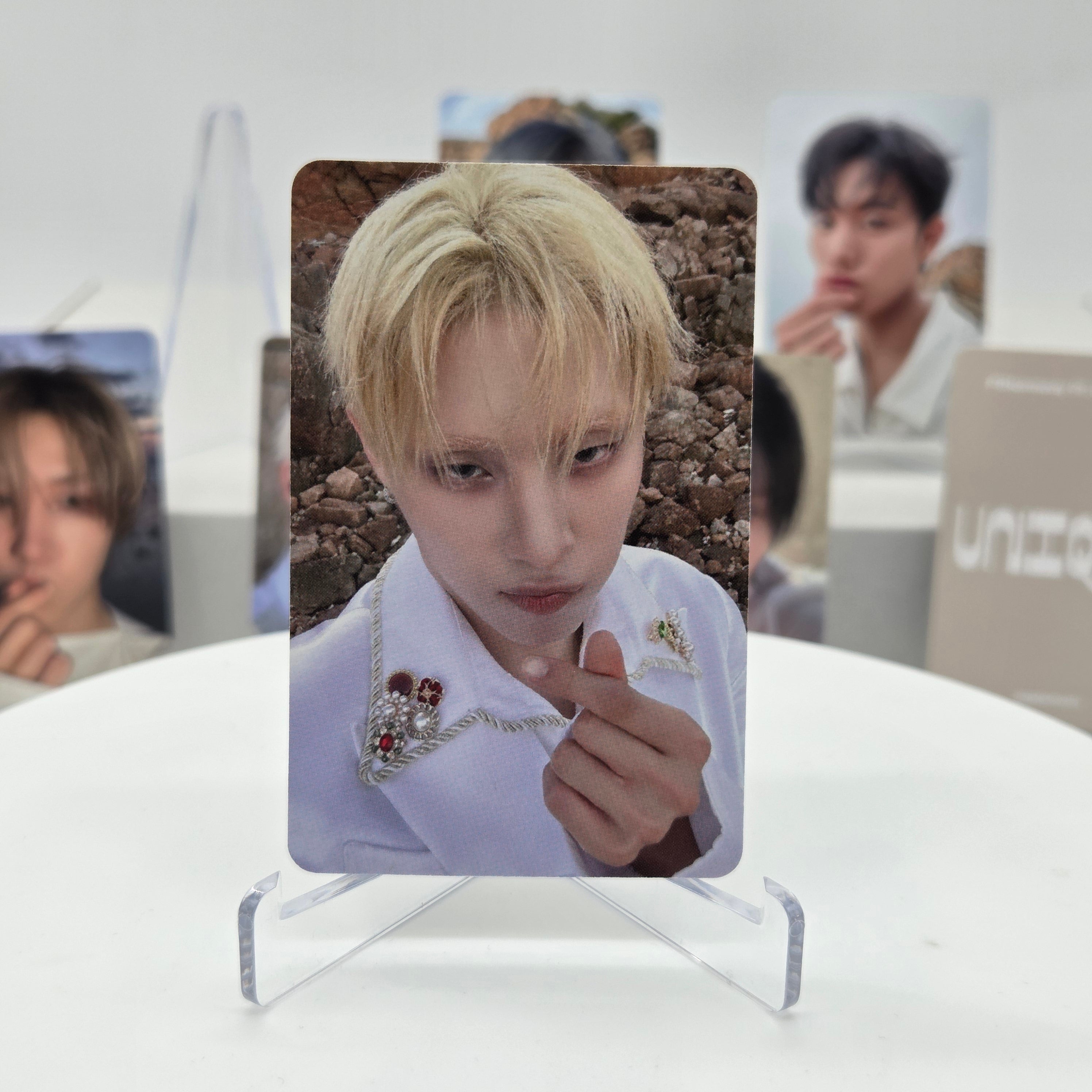 P1HARMONY - UNIQUE - APPLEMUSIC POB PHOTOCARD (COMPACT VER.)
