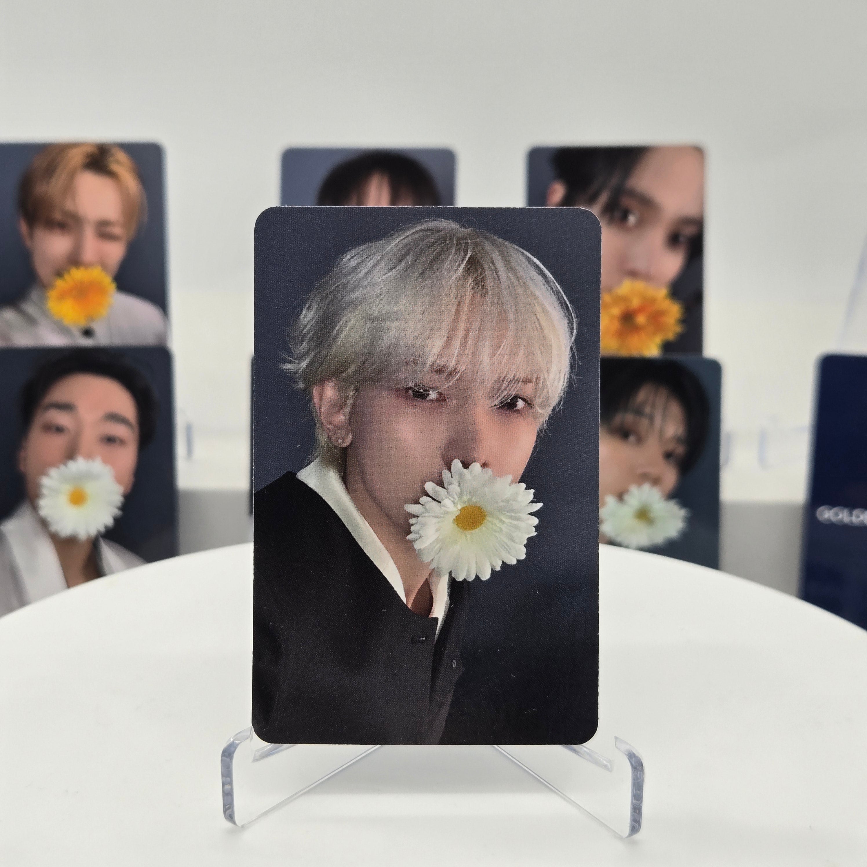 ATEEZ - GOLDEN HOUR : PART.4 - APPLEMUSIC POB PHOTOCARD (STANDARD VER.)