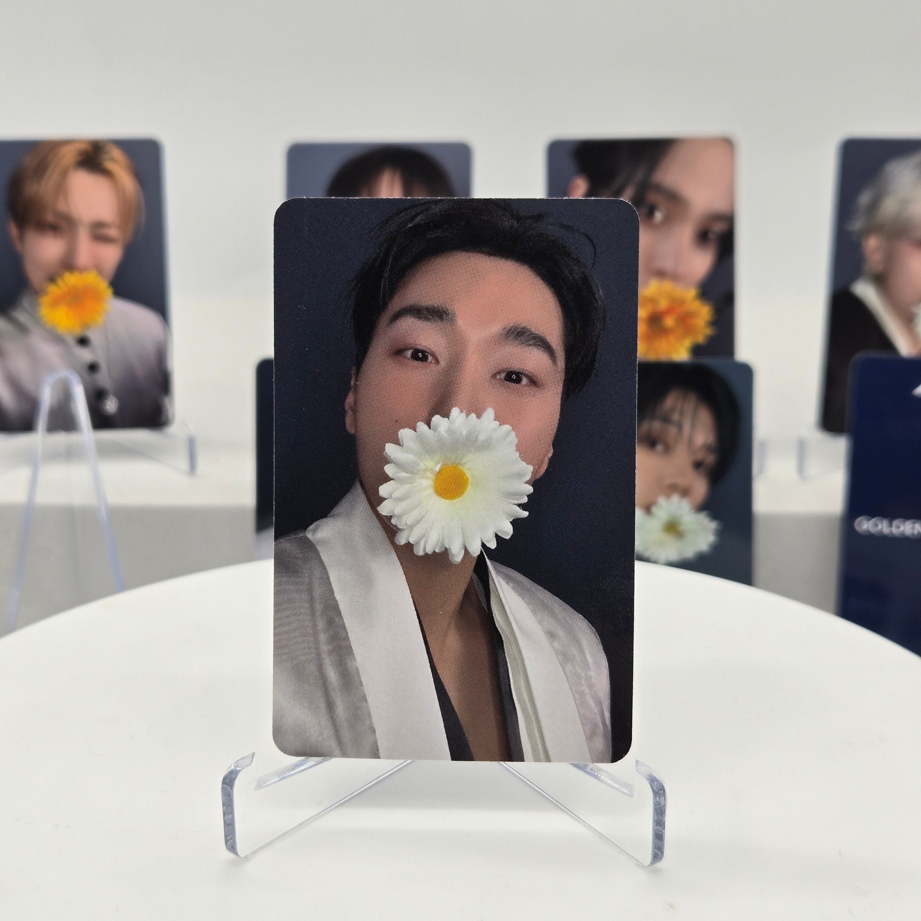 ATEEZ - GOLDEN HOUR : PART.4 - APPLEMUSIC POB PHOTOCARD (STANDARD VER.)
