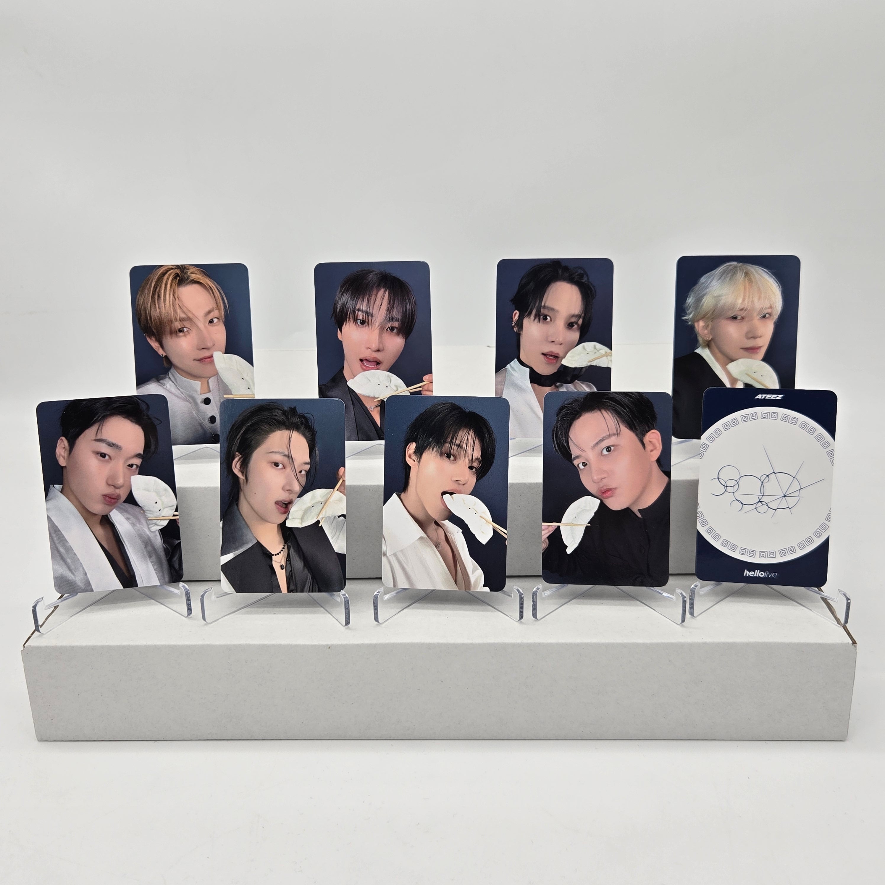 ATEEZ - GOLDEN HOUR : PART.4 - HELLOLIVE POB PHOTOCARD (STANDARD VER.)