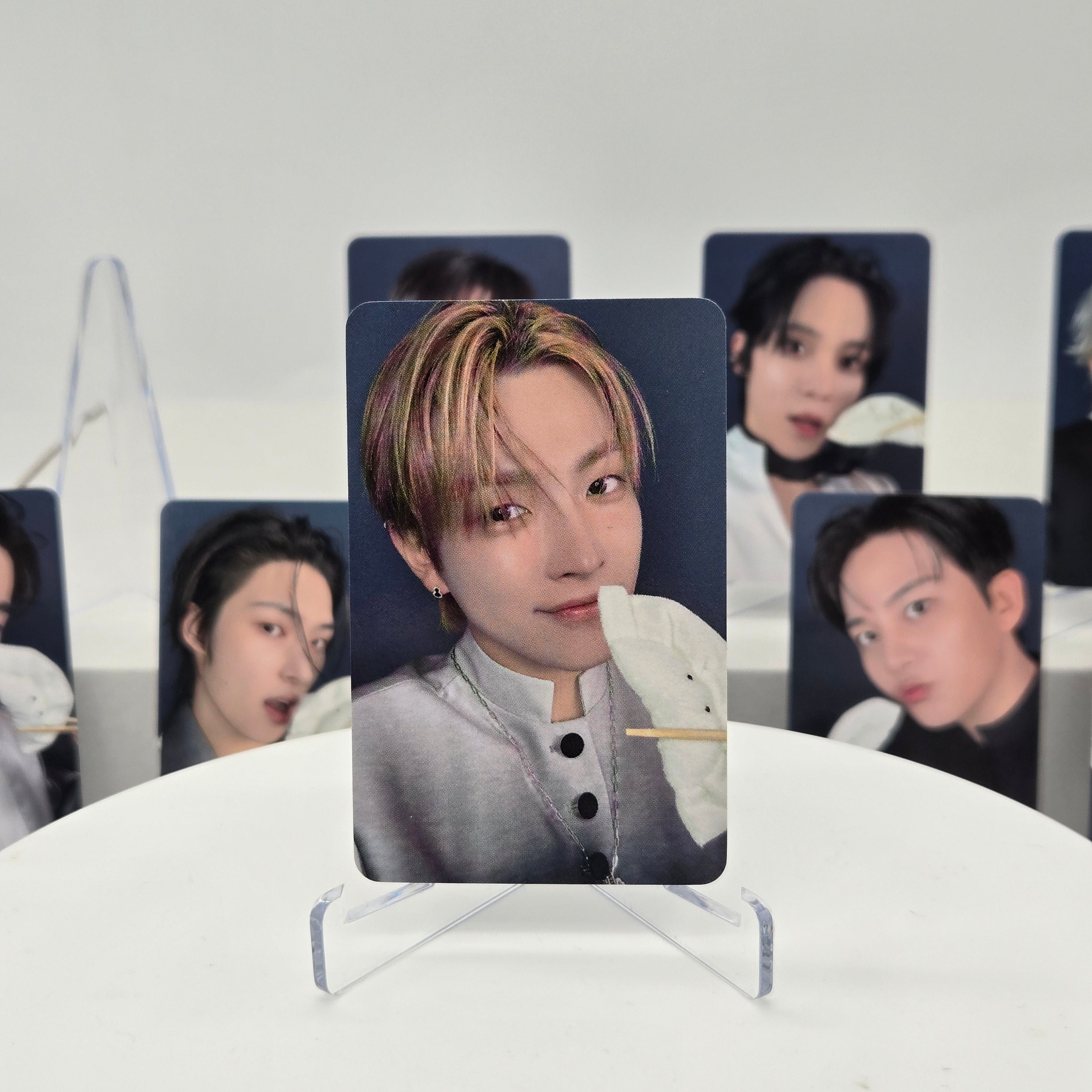 ATEEZ - GOLDEN HOUR : PART.4 - HELLOLIVE POB PHOTOCARD (STANDARD VER.)