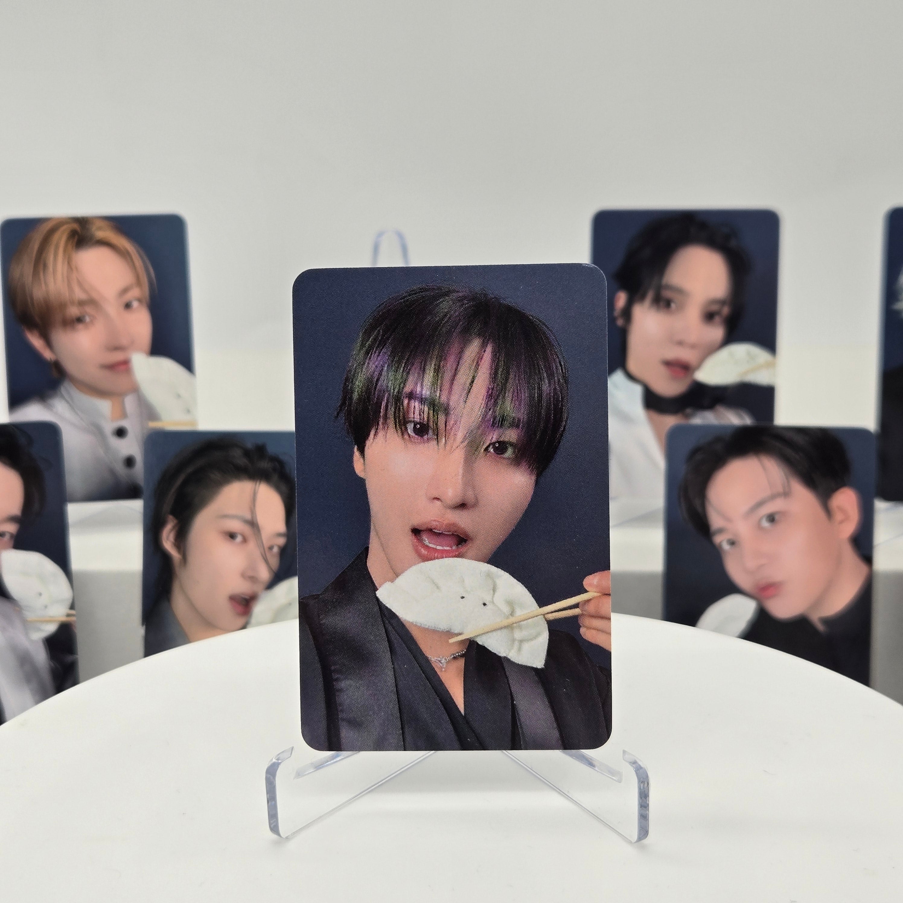 ATEEZ - GOLDEN HOUR : PART.4 - HELLOLIVE POB PHOTOCARD (STANDARD VER.)