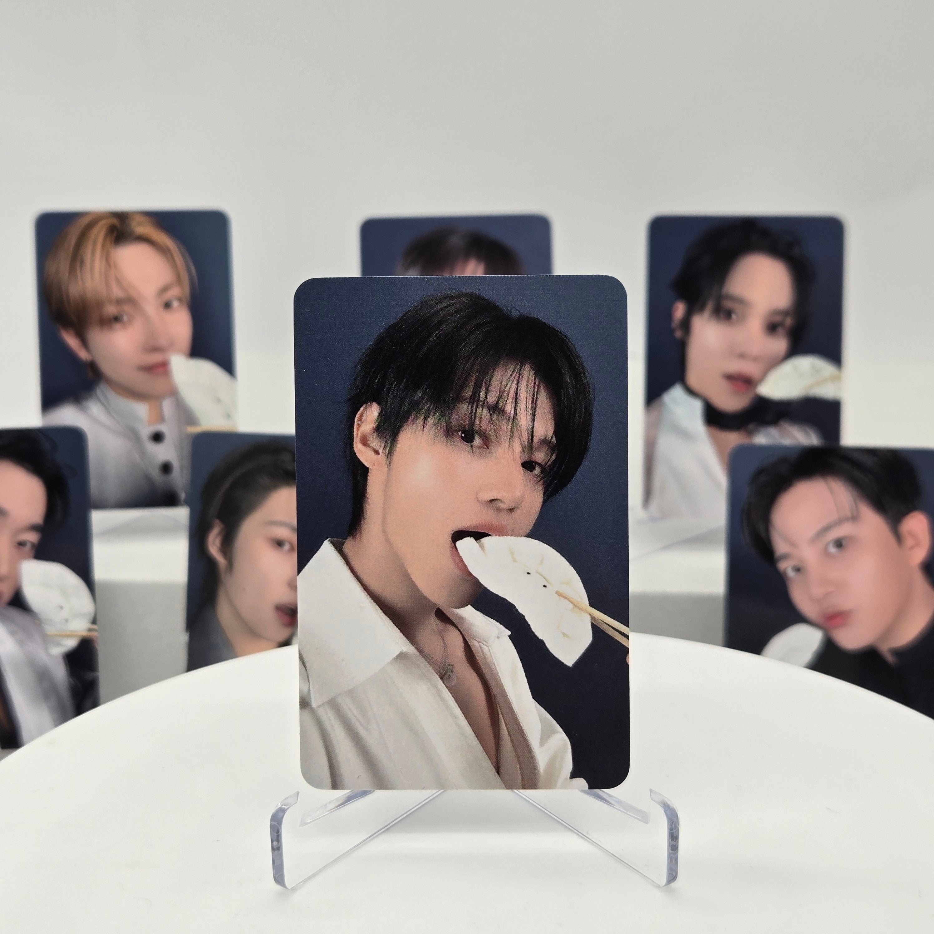 ATEEZ - GOLDEN HOUR : PART.4 - HELLOLIVE POB PHOTOCARD (STANDARD VER.)
