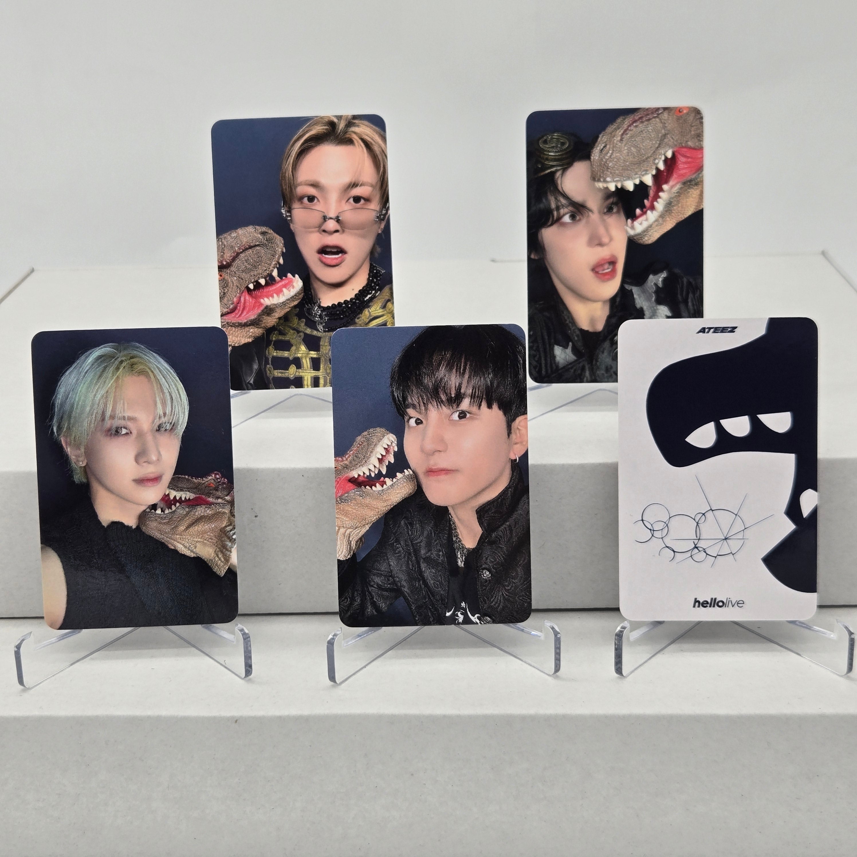 ATEEZ - GOLDEN HOUR : PART.4 - HELLOLIVE POB PHOTOCARD (DIGIPACK VER.)