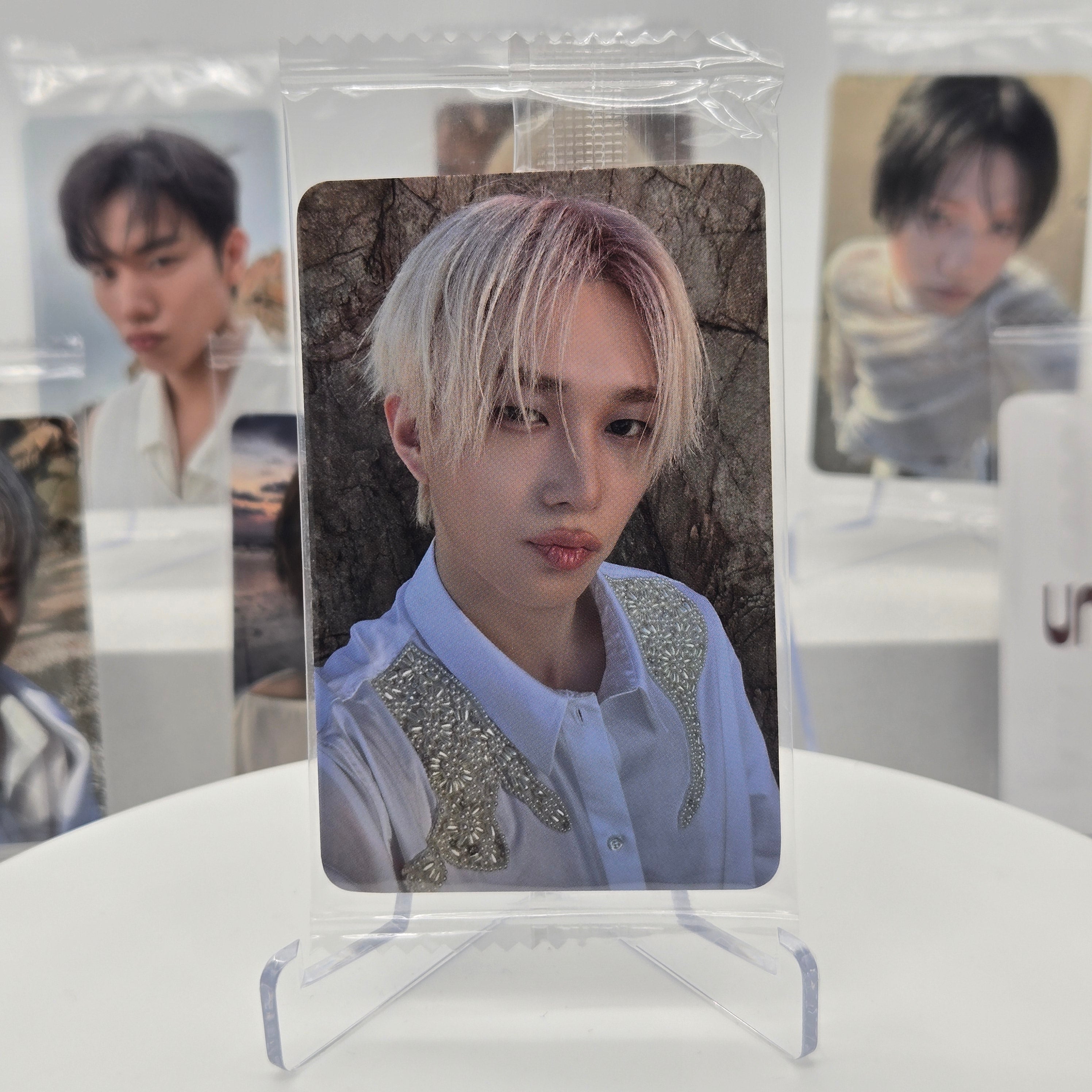 P1HARMONY - UNIQUE - KTOWN4U POB PHOTOCARD (LIGHT KEYRING Ver.)