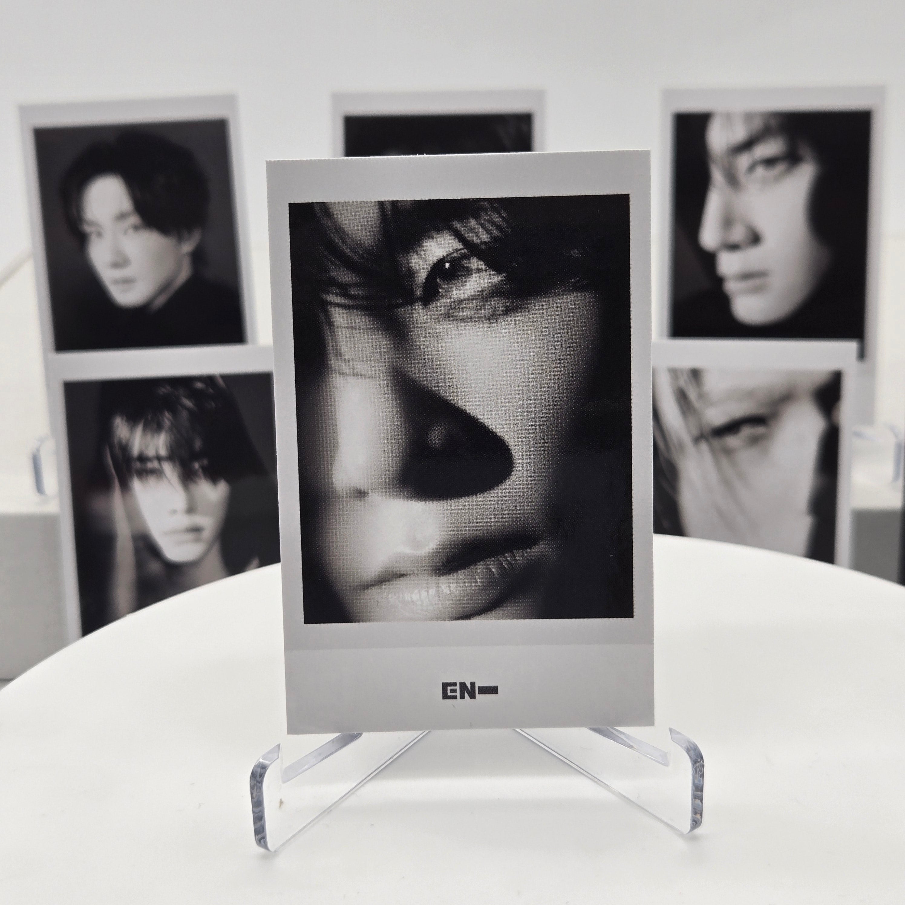 ENHYPEN - 7TH MINI ALBUM [THE SIN : VANISH] - MUSIC KOREA POB PHOTOCARD (POLAROID VER.)