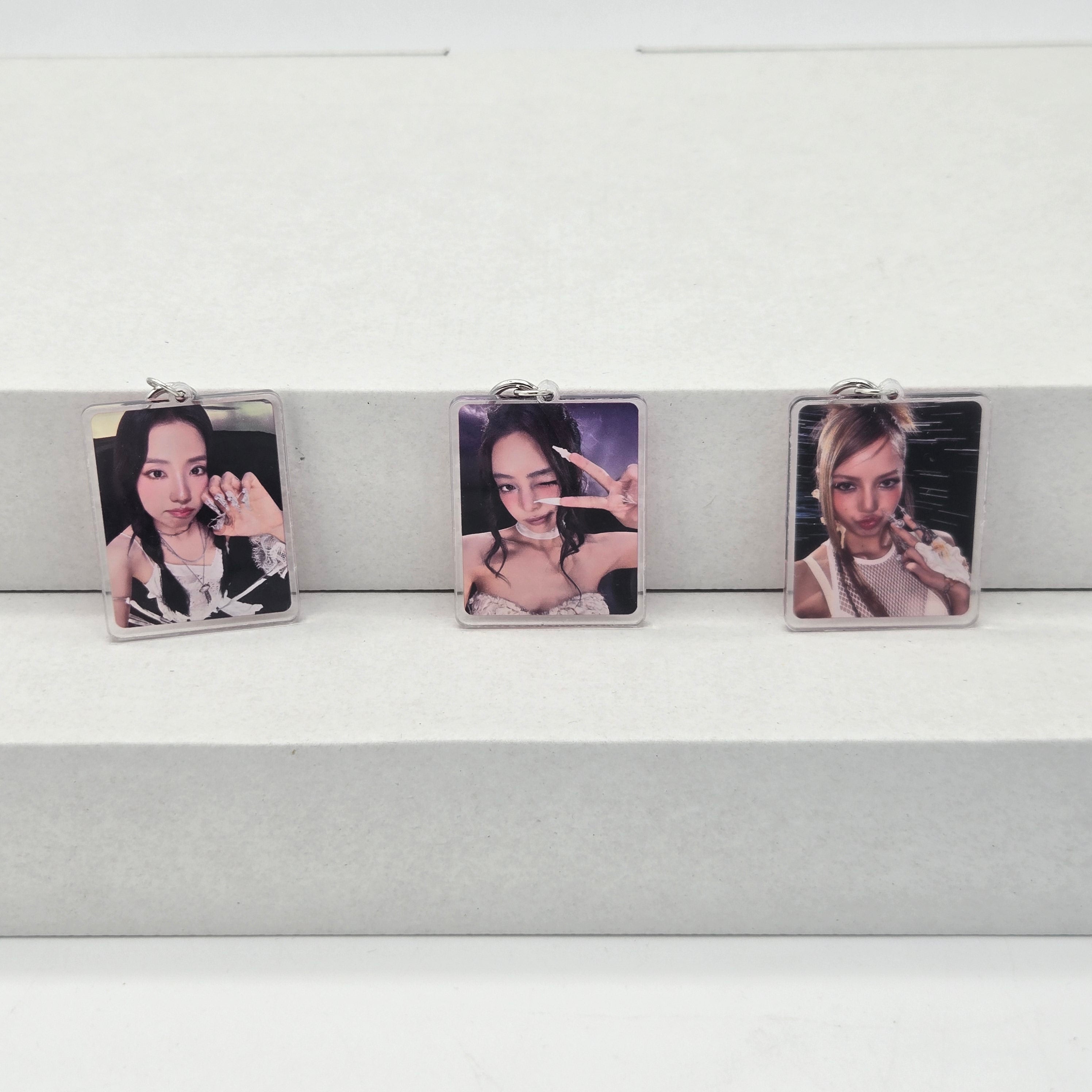 BLACKPINK - 3RD MINI ALBUM [DEADLINE] - WEVERSE POB KEYRING