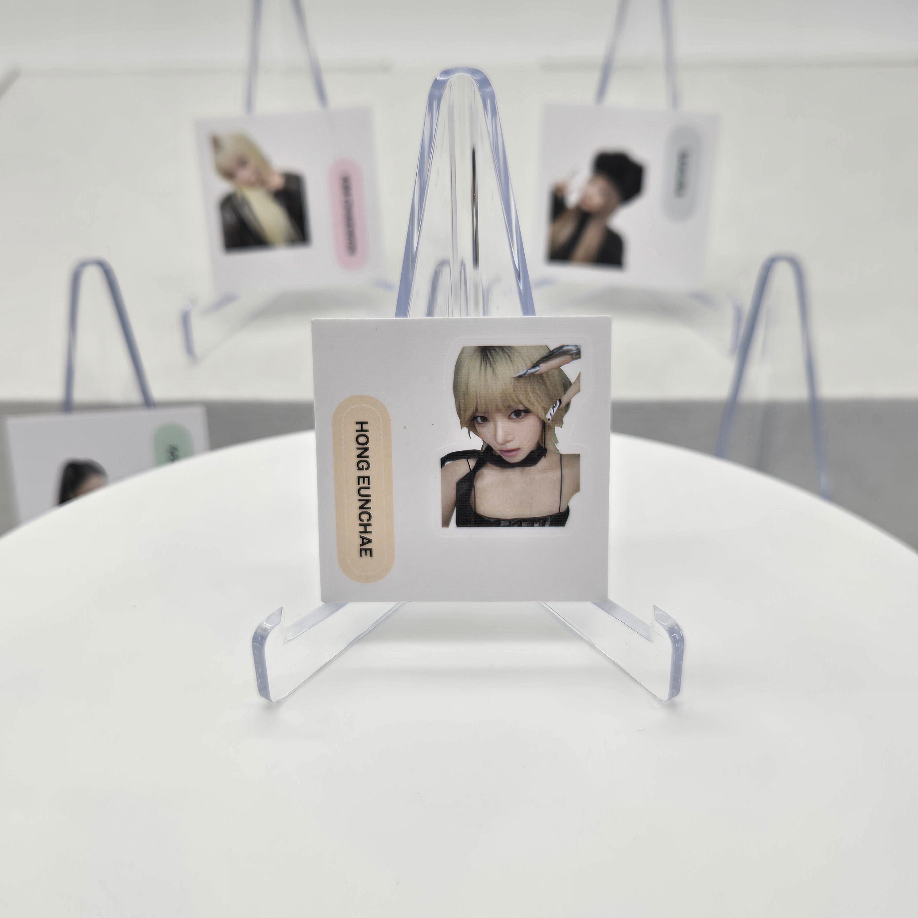 LE SSERAFIM - HOT - WEVERSE PHOTO SEAL STICKER