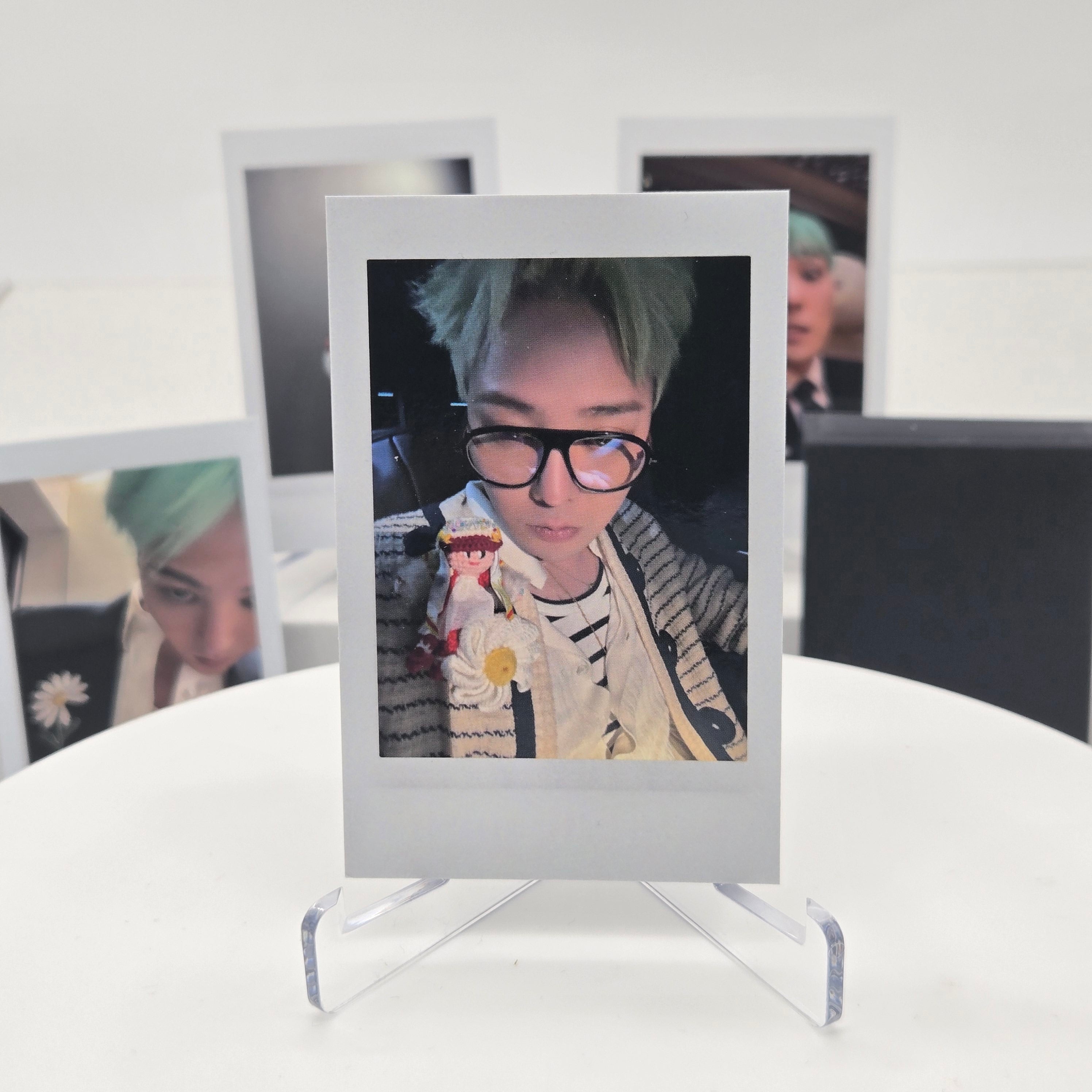 G-DRAGON - ÜBERMENSCH 2025 WORLD TOUR OFFICIAL MD EVENT POLAROID