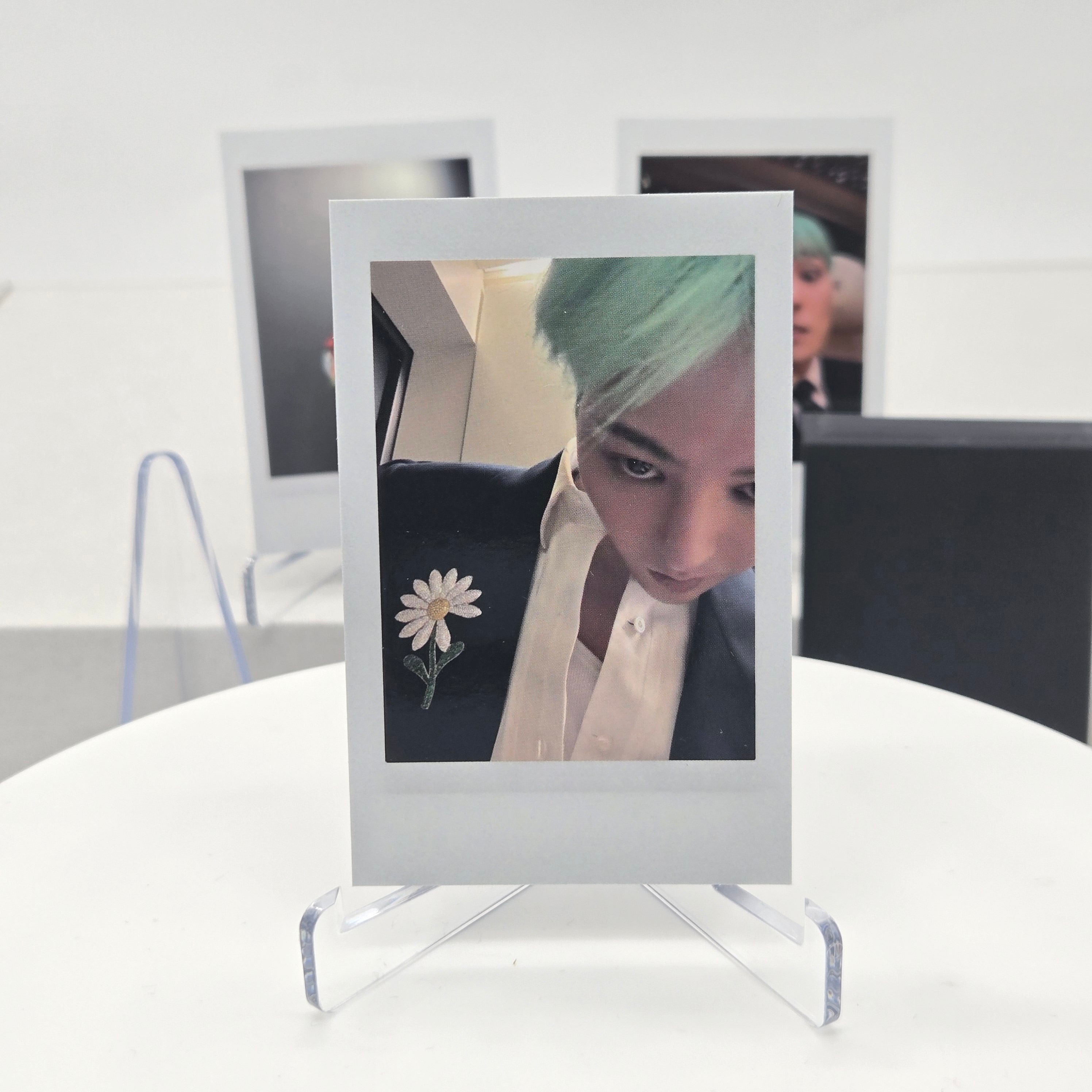 G-DRAGON - ÜBERMENSCH 2025 WORLD TOUR OFFICIAL MD EVENT POLAROID