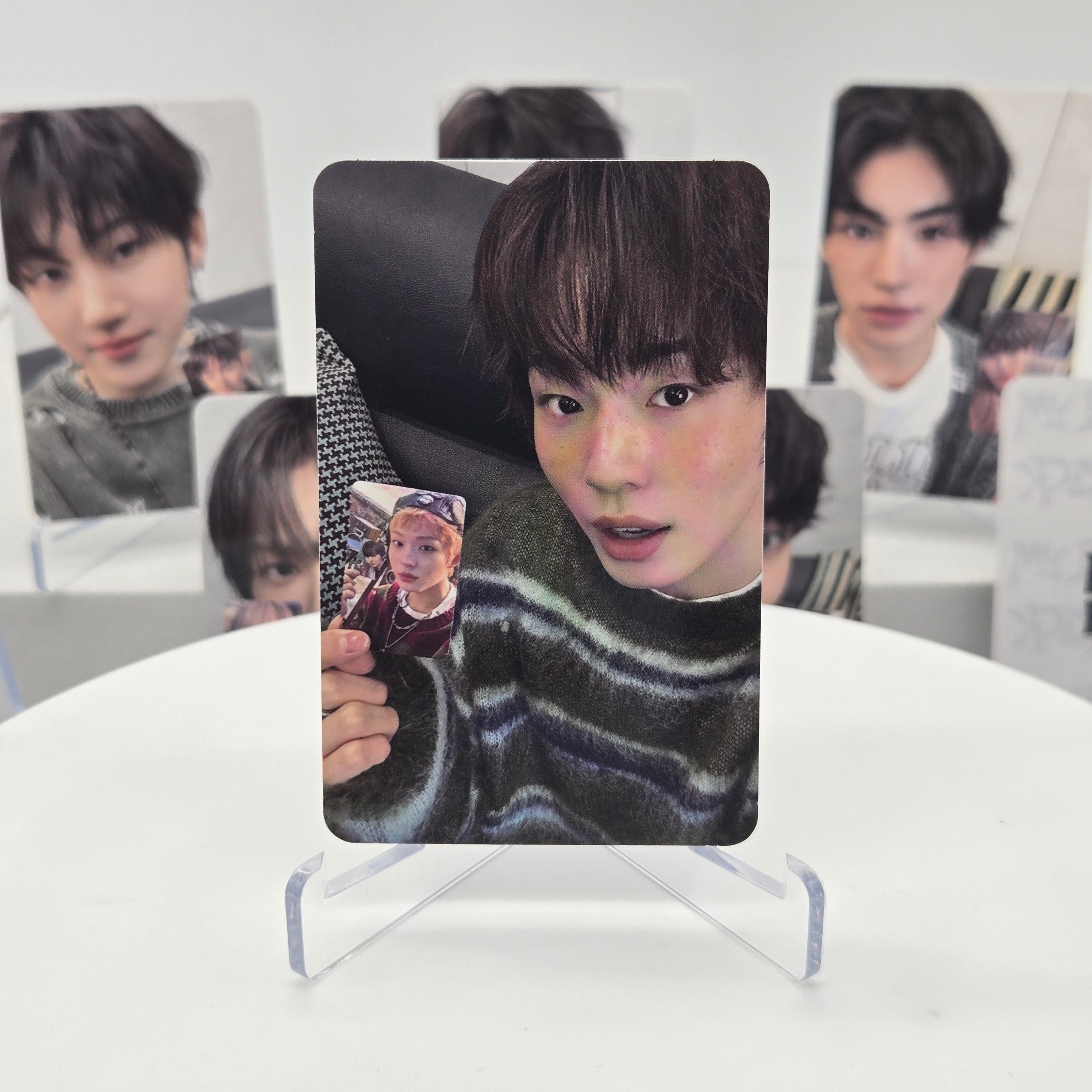 KICKFLIP - 4TH MINI ALBUM [MY FIRST KICK] - POB PHOTOCARD