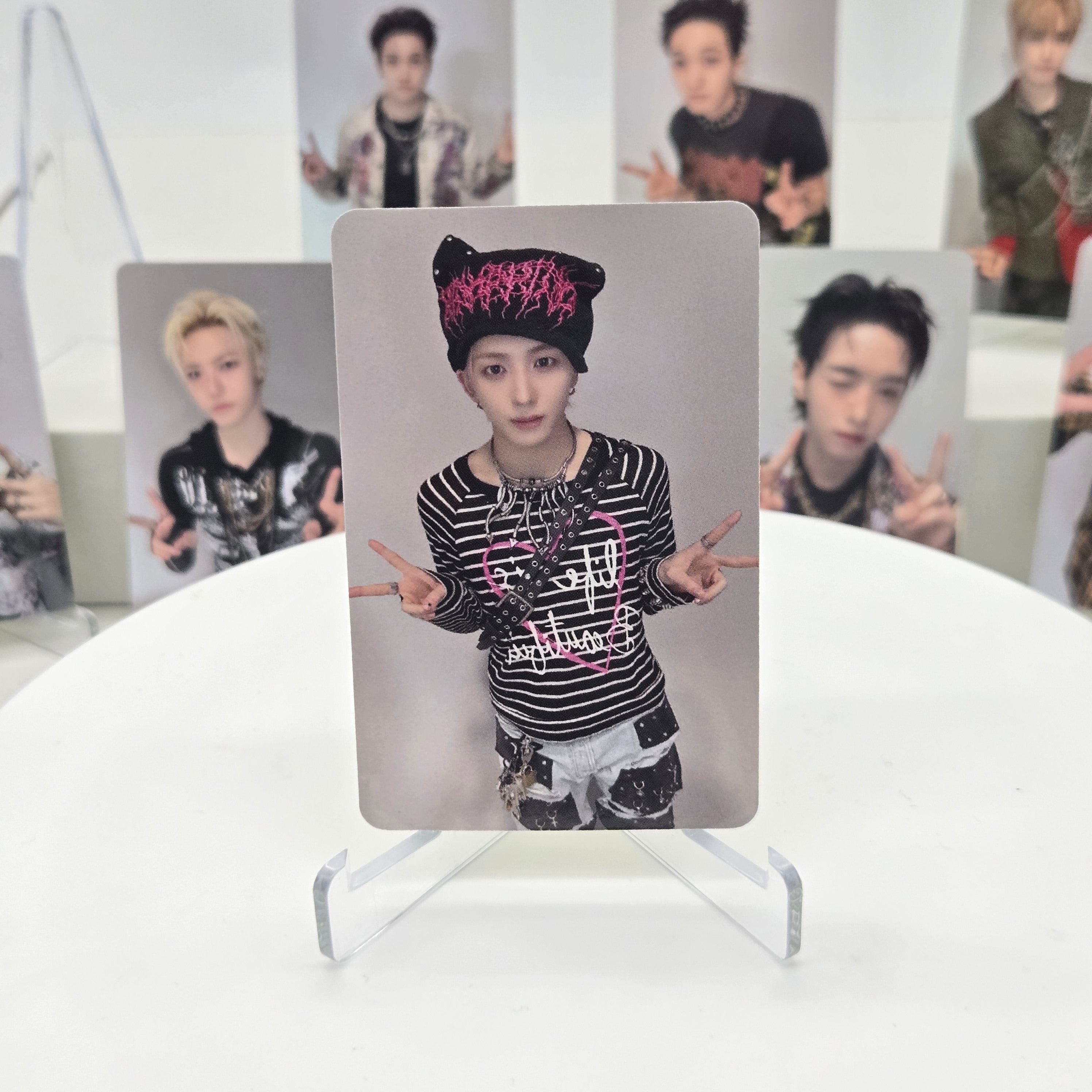 XIKERS - 7TH MINI ALBUM [ROUTE ZERO : THE ORA] - APPLE MUSIC POB PHOTOCARD