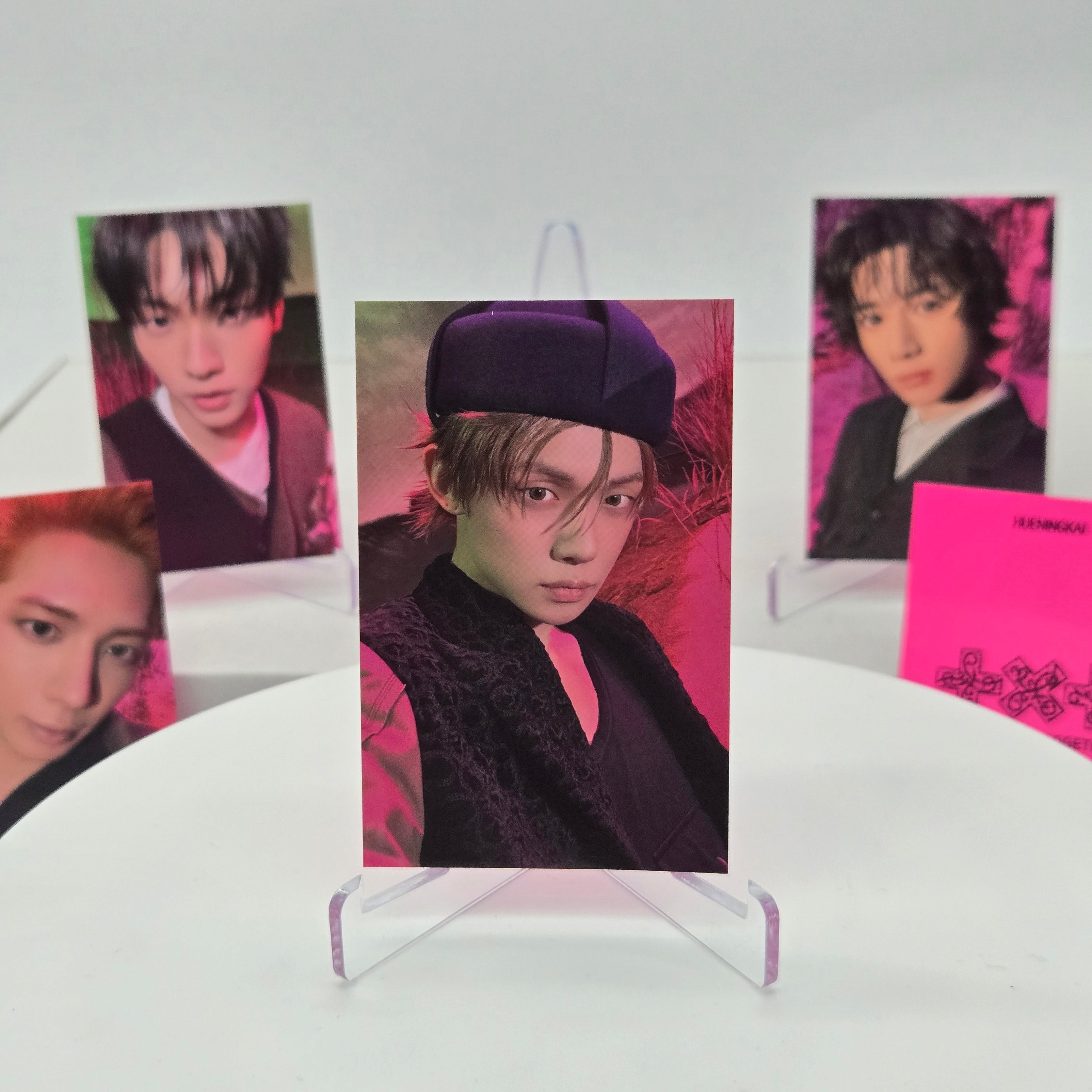 TOMORROW X TOGETHER (TXT) - 7TH YEAR : A MOMENT OF STILLNESS IN THE THORNS - OFFICIAL MD POB PHOTOCARD