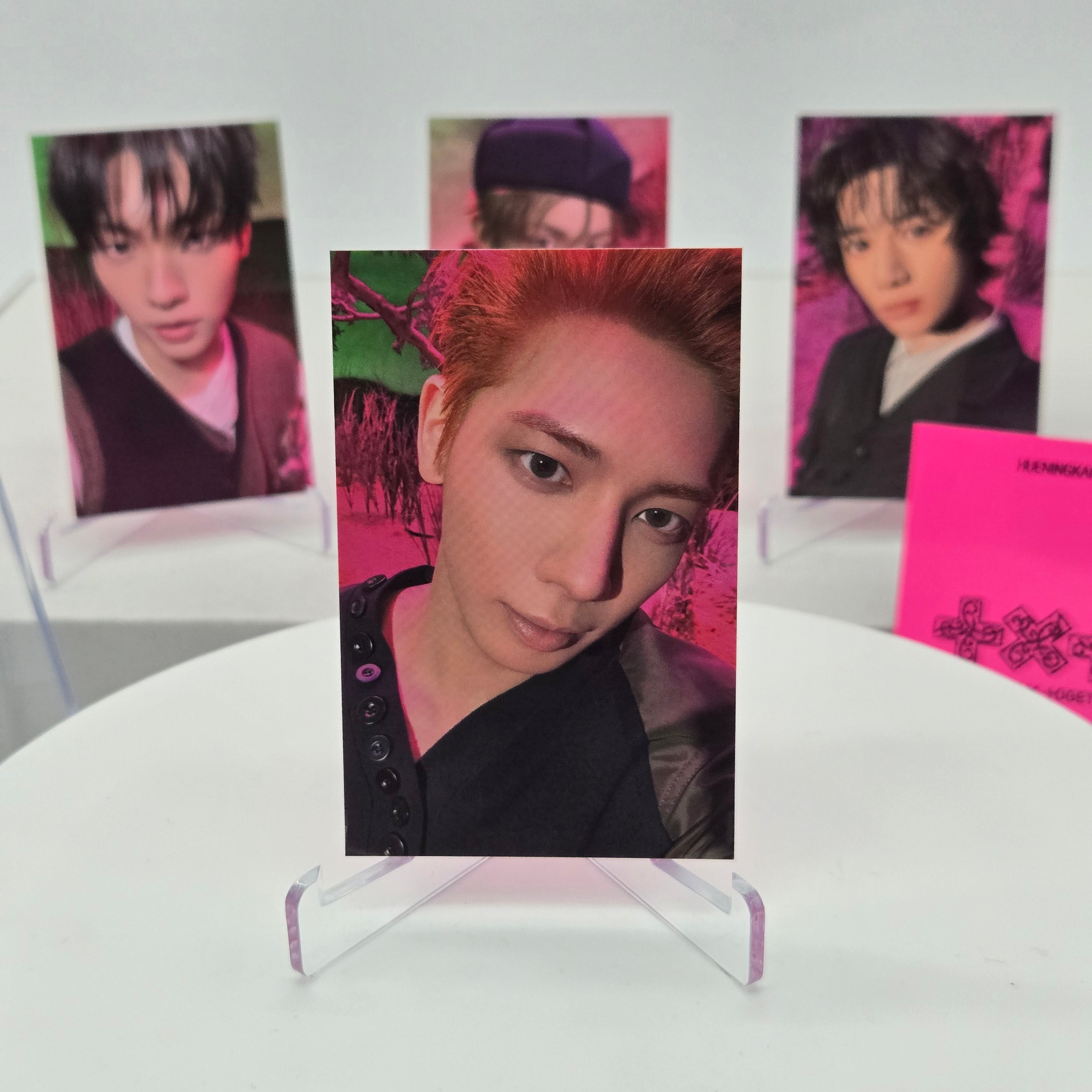 TOMORROW X TOGETHER (TXT) - 7TH YEAR : A MOMENT OF STILLNESS IN THE THORNS - OFFICIAL MD POB PHOTOCARD