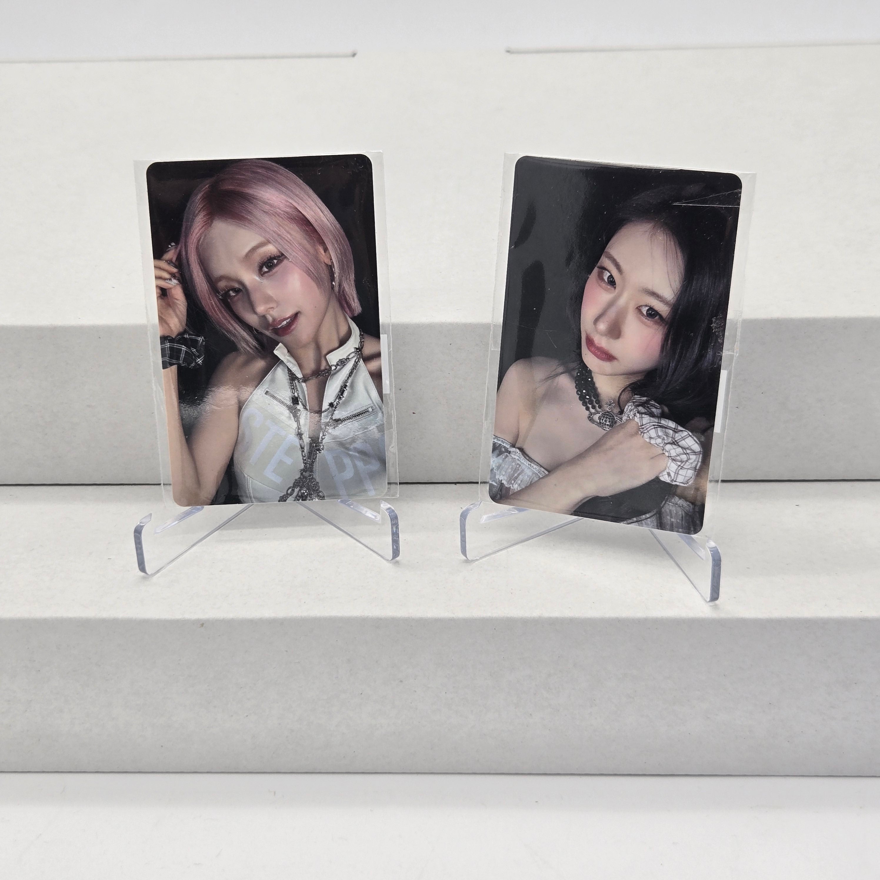 ITZY - [MOTTO] -  FANS SHOP POB PHOTOCARD (POCAALBUM VER.)
