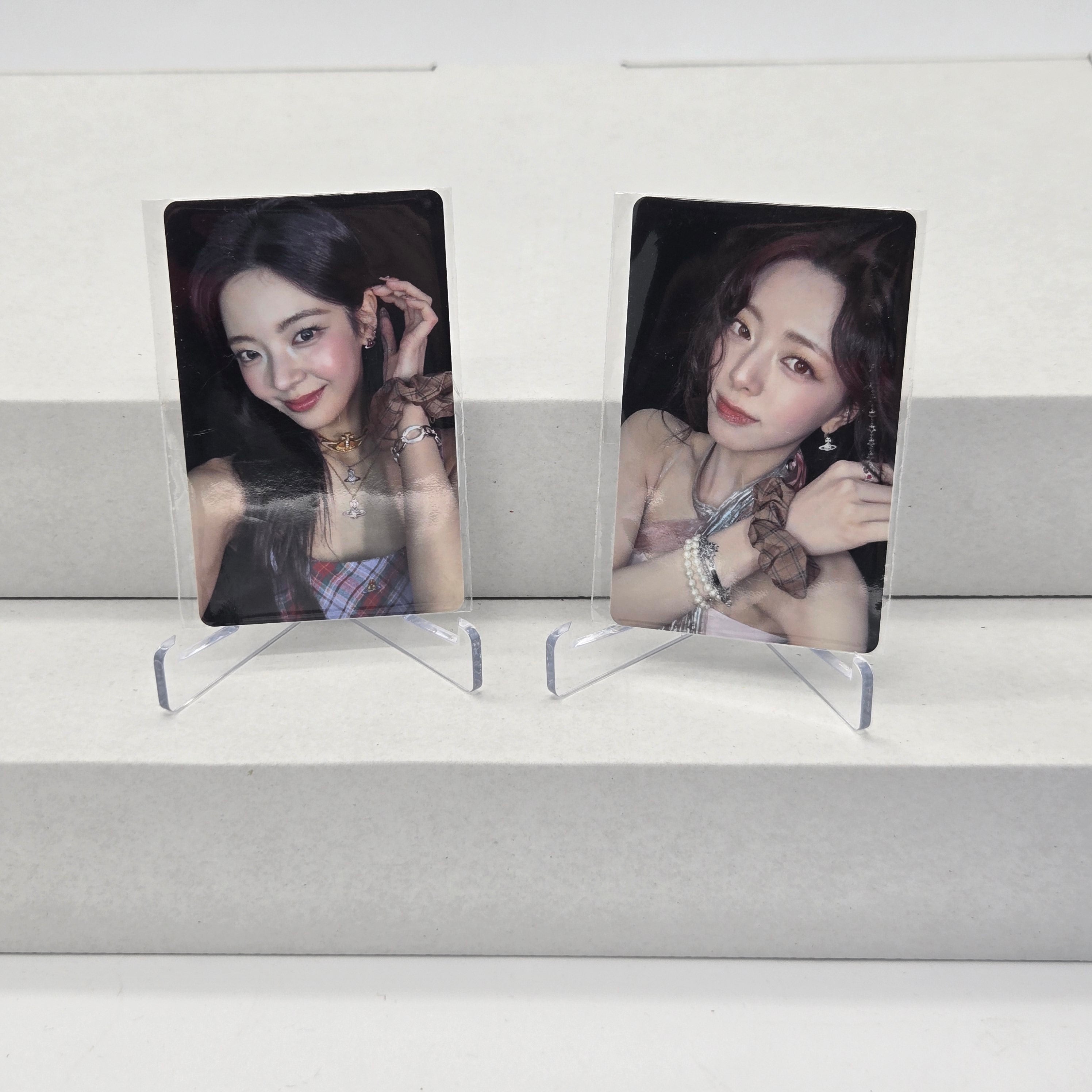 ITZY - [MOTTO] -  FANS SHOP POB PHOTOCARD (MEMBER VER.)