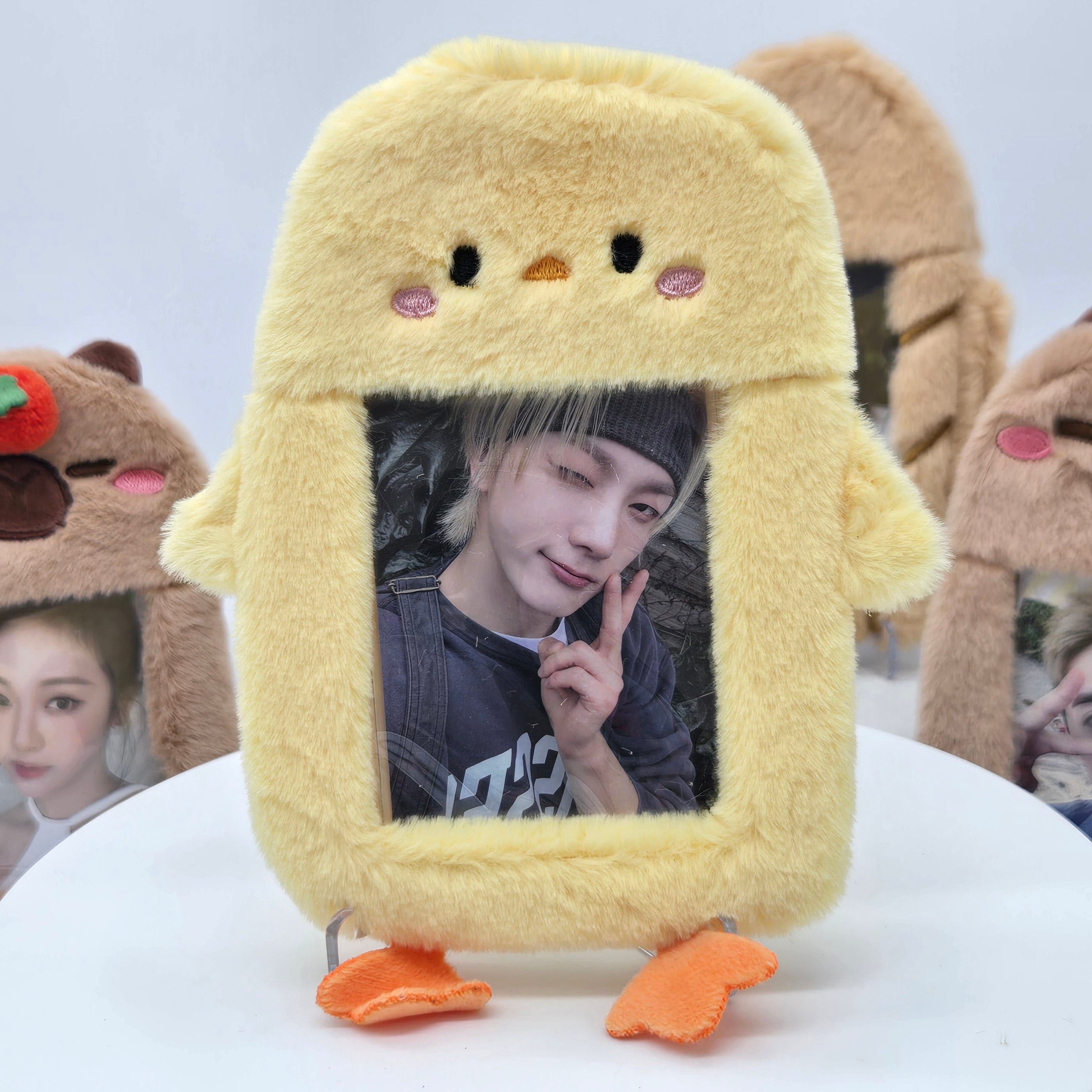 PLUSH PHOTOCARD HOLDER