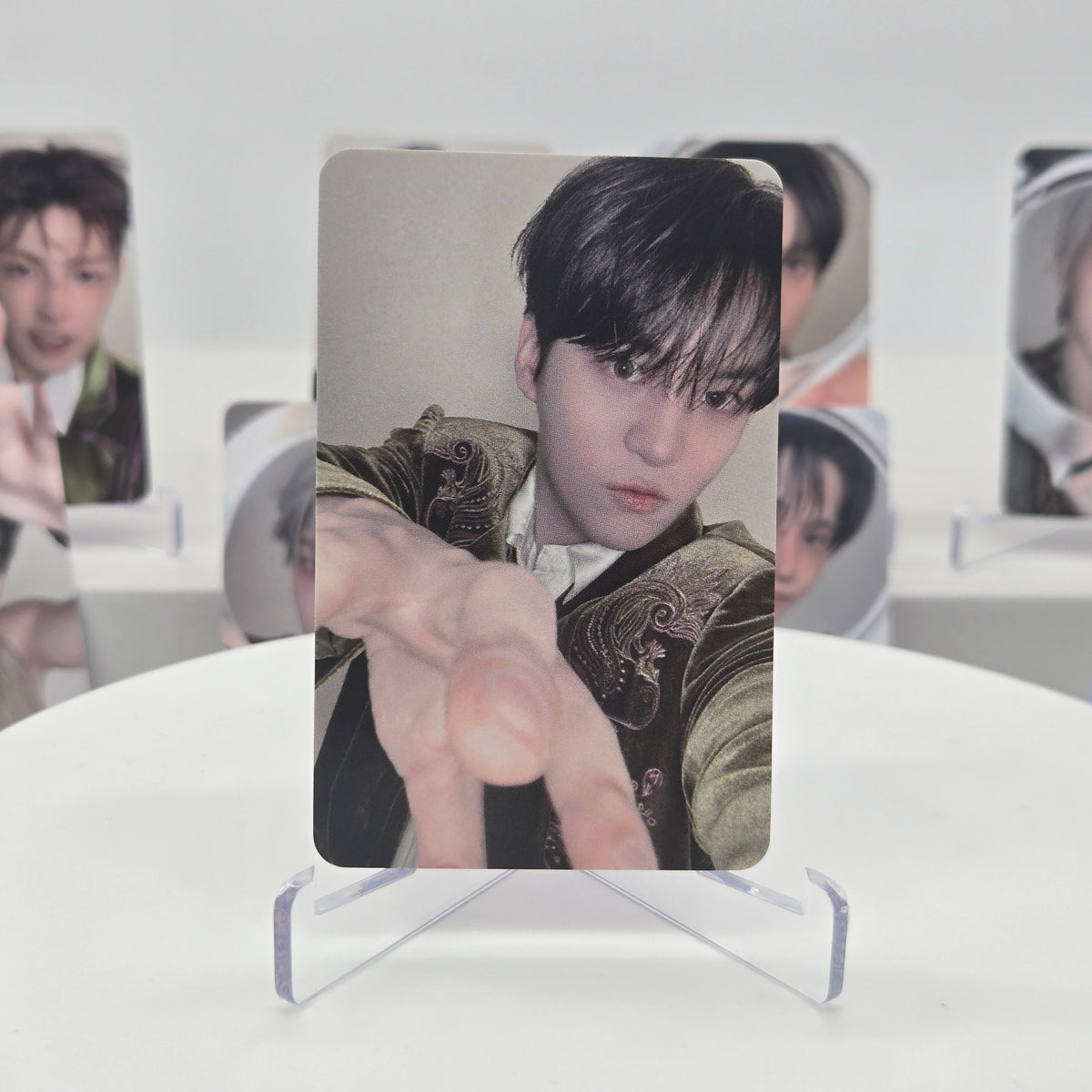 ATEEZ - GOLDEN HOUR : PART.5 - HELLOLIVE POB PHOTOCARD (DIGIPACK VER.)