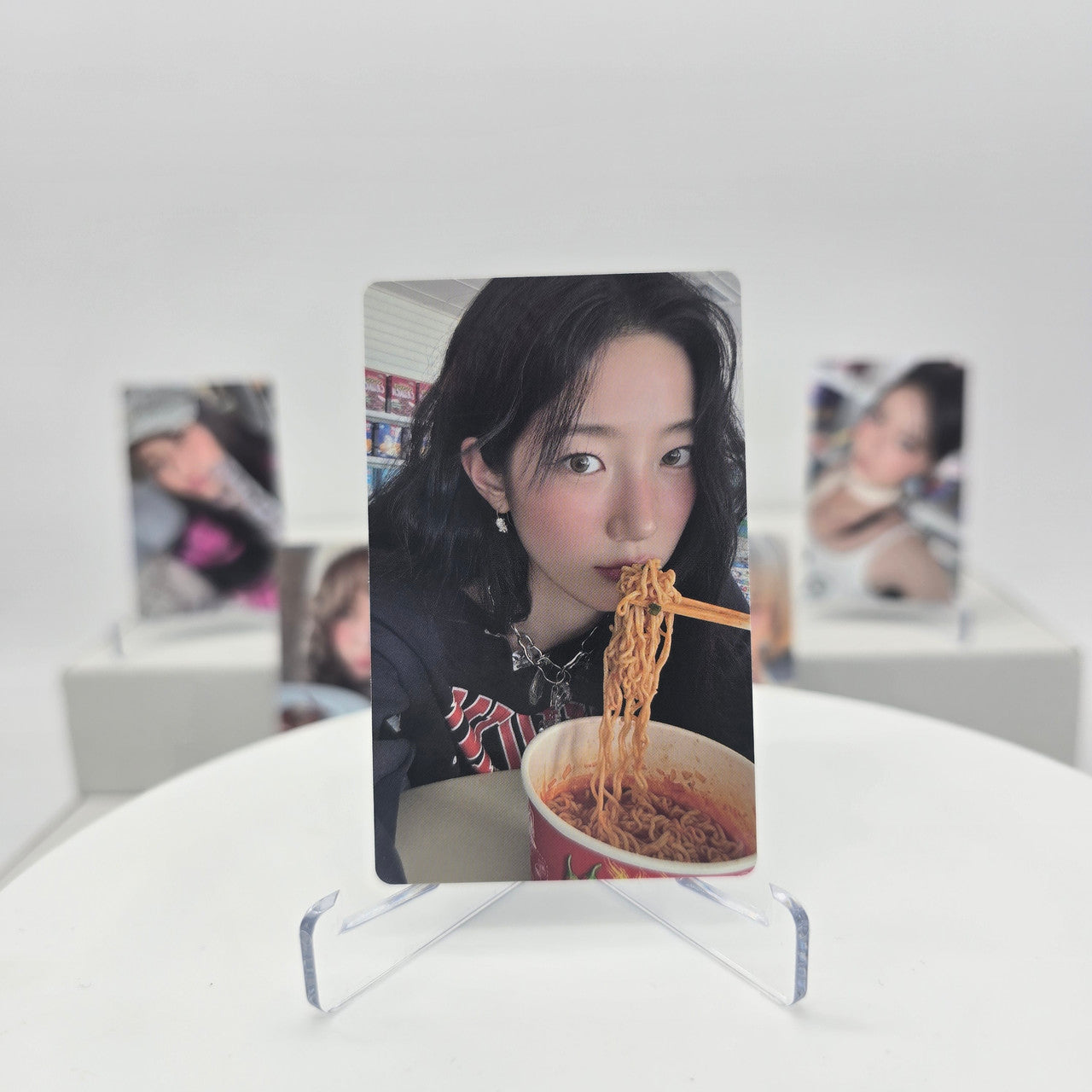 LE SSERAFIM - HOT - WEVERSE POB TYPE FOOD PHOTOCARD