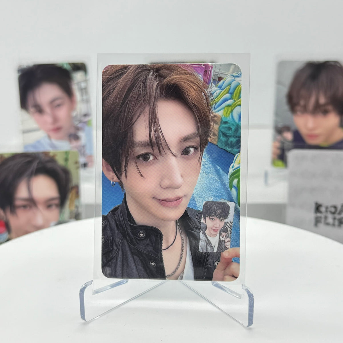 KICKFLIP - 5TH MINI ALBUM [KICK OFF THE WALL PT.1] (PHOTOBOOK VER.) - POB PHOTOCARD