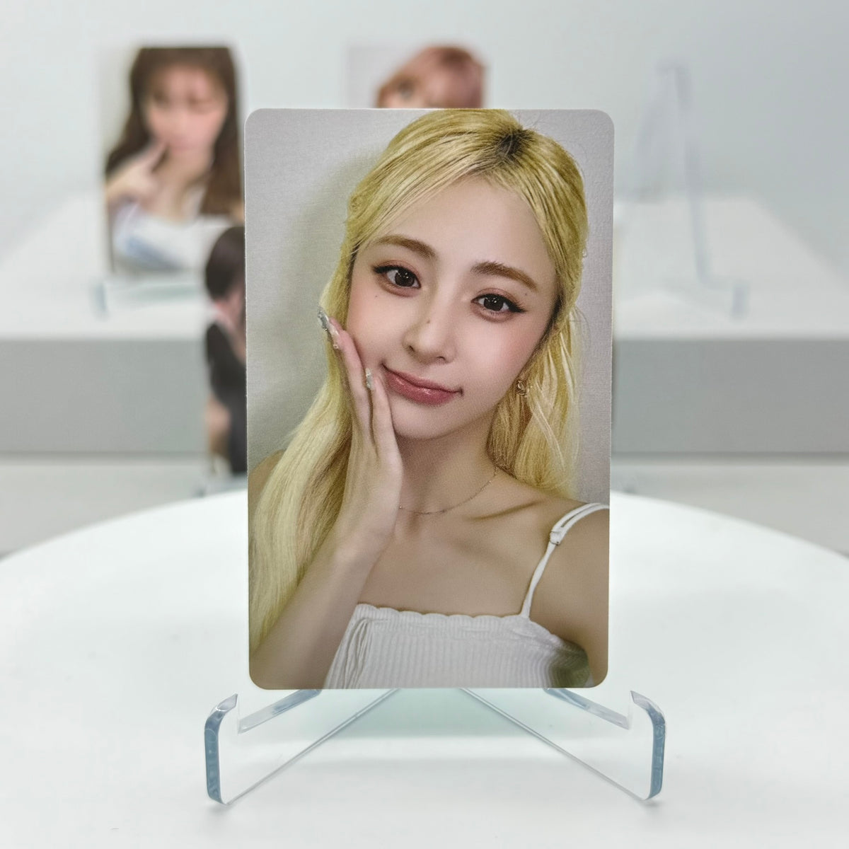LE SSERAFIM - MADE MY NIGHT (COMPACT VER.) - WEVERSE POB PHOTOCARD